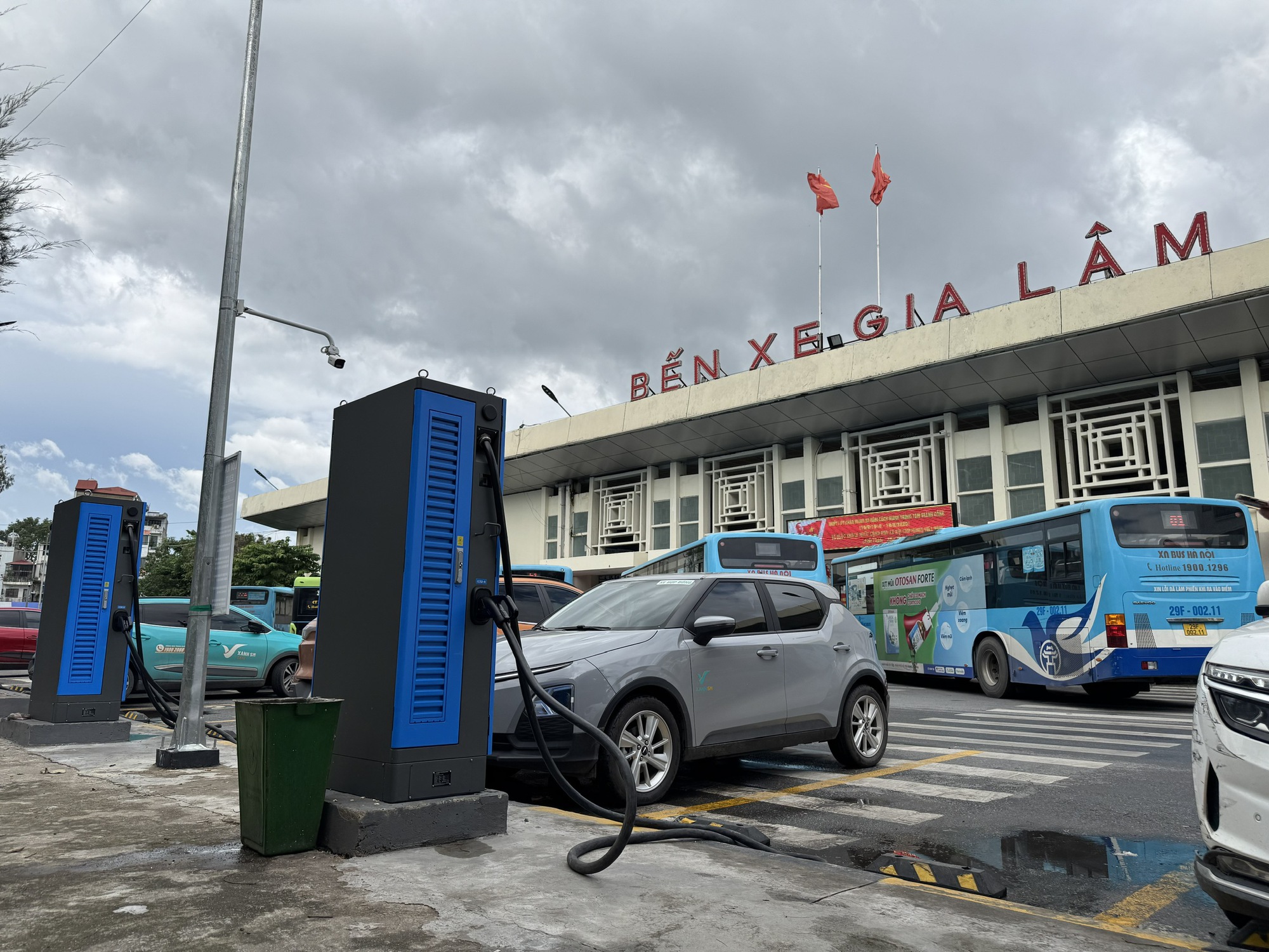 ‘Quy mô trạm sạc lớn ở Việt Nam đứng số một Đông Nam Á, có điểm hơn cả châu Âu’- Ảnh 3. ‘Quy mô trạm sạc lớn ở Việt Nam đứng số một Đông Nam Á, có điểm hơn cả châu Âu’- Ảnh 3.
