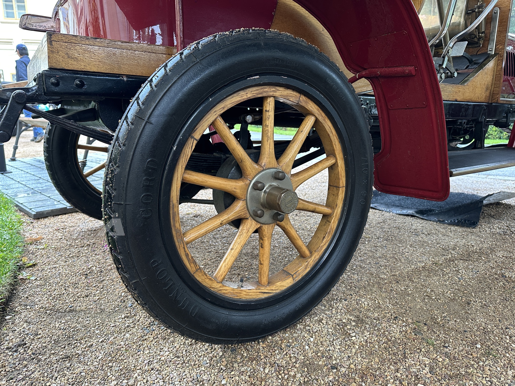 Tôi sang Séc trải nghiệm ô tô đầu tiên của Skoda: 120 tuổi vẫn chạy ngon, quay tay để khởi động- Ảnh 3. Tôi sang Séc trải nghiệm ô tô đầu tiên của Skoda: 120 tuổi vẫn chạy ngon, quay tay để khởi động- Ảnh 3.