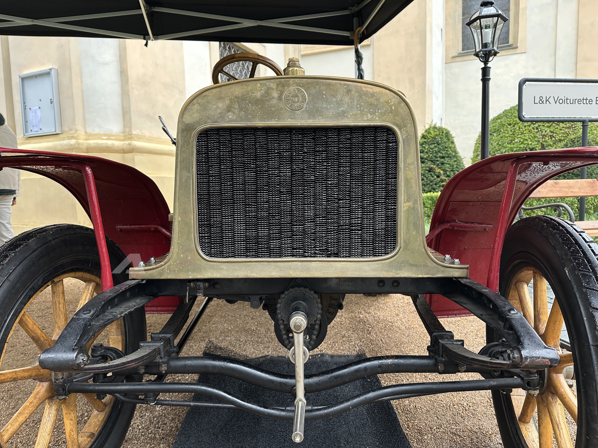 Tôi sang Séc trải nghiệm ô tô đầu tiên của Skoda: 120 tuổi vẫn chạy ngon, quay tay để khởi động- Ảnh 6. Tôi sang Séc trải nghiệm ô tô đầu tiên của Skoda: 120 tuổi vẫn chạy ngon, quay tay để khởi động- Ảnh 6.