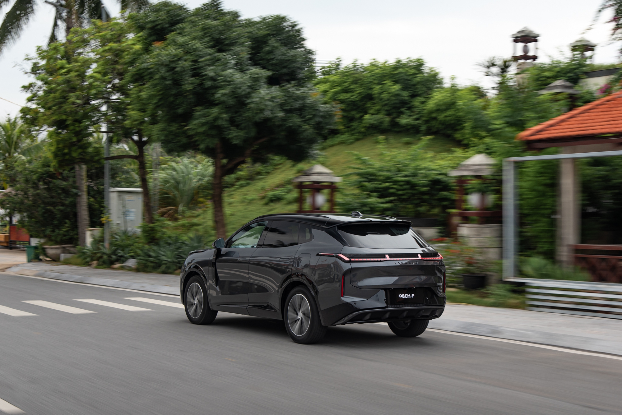 Cầm lái Lynk & Co 08 Hà Nội - Hạ Long hơn 300km/ngày: Thiếu phấn khích nhưng còn nhiều thứ hay, người ‘lười lái’ vẫn thoải mái đi xa- Ảnh 6.