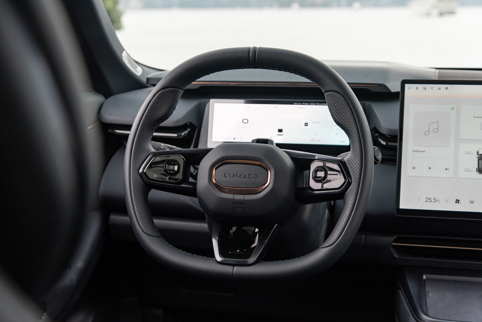 Cầm lái Lynk & Co 08 Hà Nội - Hạ Long hơn 300km/ngày: Thiếu phấn khích nhưng còn nhiều thứ hay, người ‘lười lái’ vẫn thoải mái đi xa- Ảnh 25.