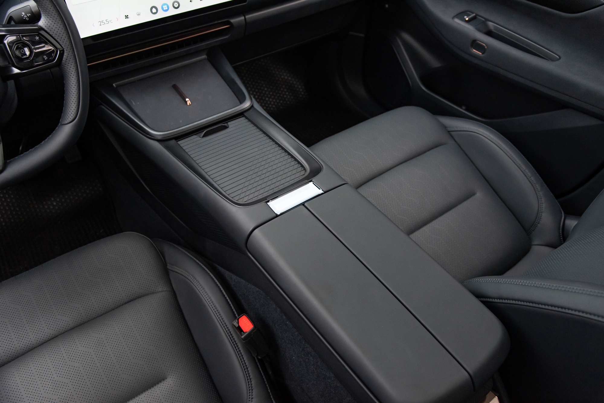 Cầm lái Lynk & Co 08 Hà Nội - Hạ Long hơn 300km/ngày: Thiếu phấn khích nhưng còn nhiều thứ hay, người ‘lười lái’ vẫn thoải mái đi xa- Ảnh 32.