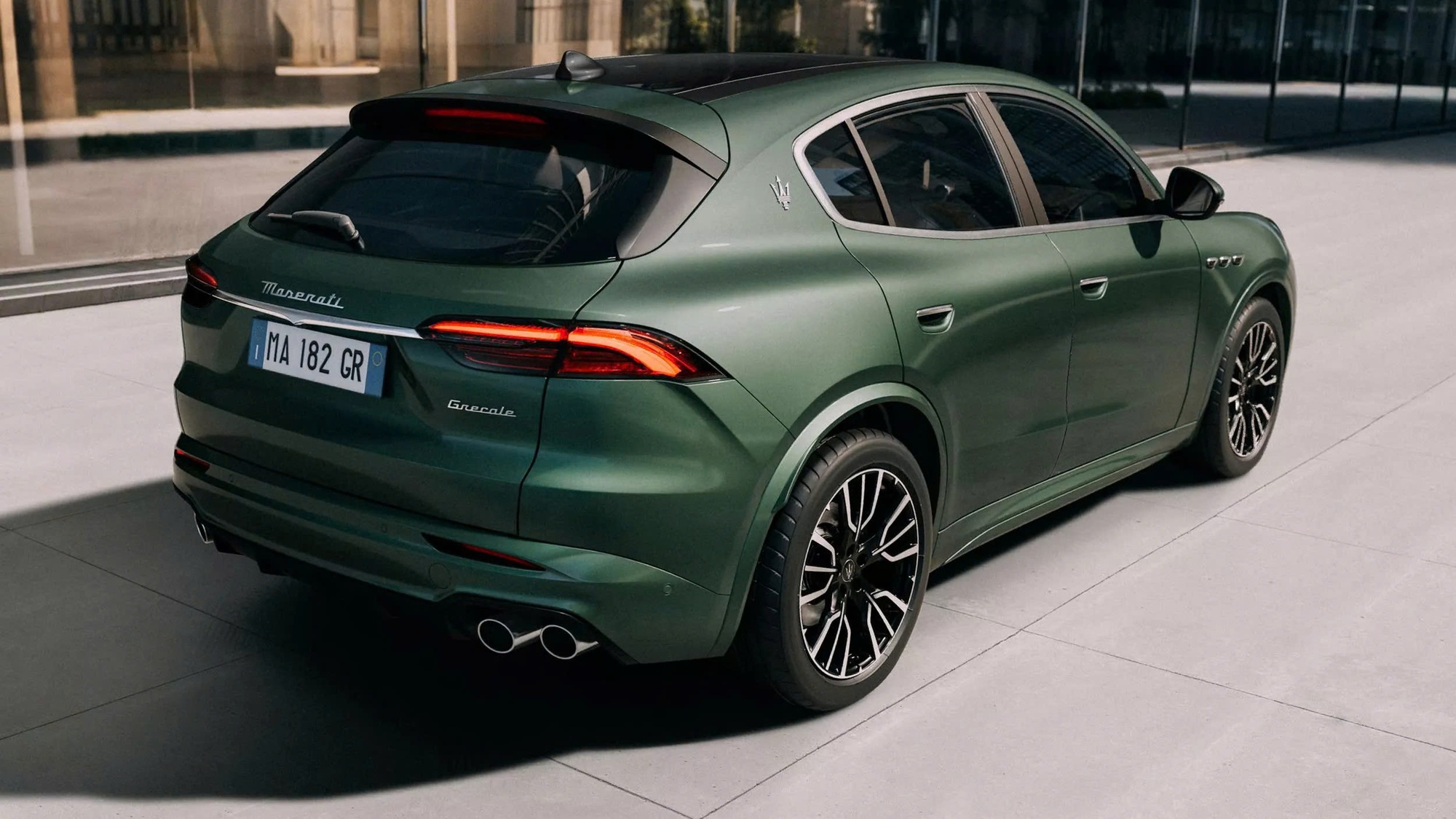 Maserati Grecale Folgore vừa ra mắt Việt Nam đã có bản mới: Chạy thêm 80km mới phải sạc bằng cách này- Ảnh 3.