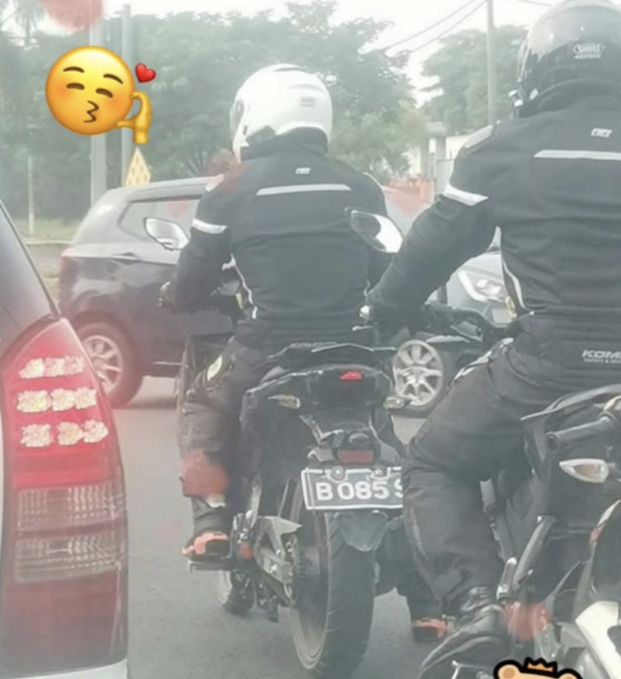 Yamaha Exciter 155 bản mới lộ diện tại Việt Nam: Thêm nâng cấp đấu Honda Winner khiến dân chơi xe háo hức- Ảnh 5. Yamaha Exciter 155 bản mới lộ diện tại Việt Nam: Thêm nâng cấp đấu Honda Winner khiến dân chơi xe háo hức- Ảnh 5.