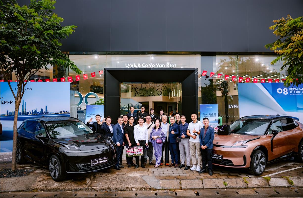 Lynk & Co 08 EM-P "cháy hàng" khi vừa ra mắt tại Việt Nam- Ảnh 4. Lynk & Co 08 EM-P "cháy hàng" khi vừa ra mắt tại Việt Nam- Ảnh 4.