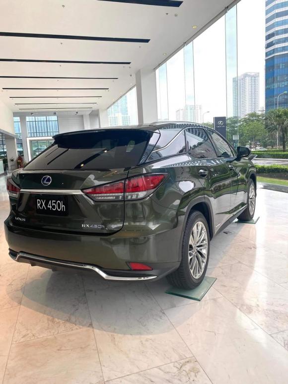 ‘Nữ hoàng phòng trà’ Đinh Hiền Anh sắm Lexus LX 600 sau 3 năm sử dụng RX: Xe màu hiếm, giá có thể tới gần 10 tỷ đồng- Ảnh 6.