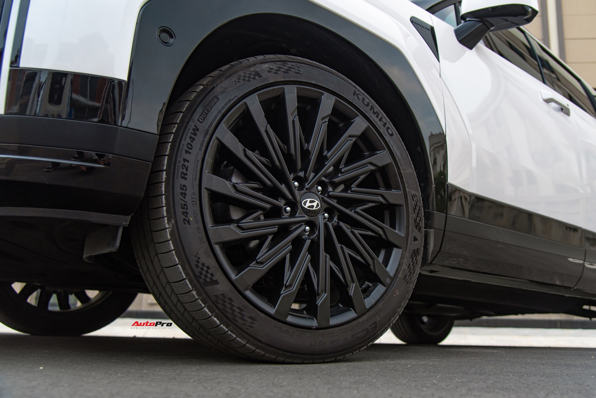 Gần 1,4 tỷ đồng, chọn bản 'full' của Subaru Forester, Hyundai Santa Fe hay Kia Sorento: Bảng so sánh này chỉ ra từng khác biệt về trang bị và thông số- Ảnh 11.