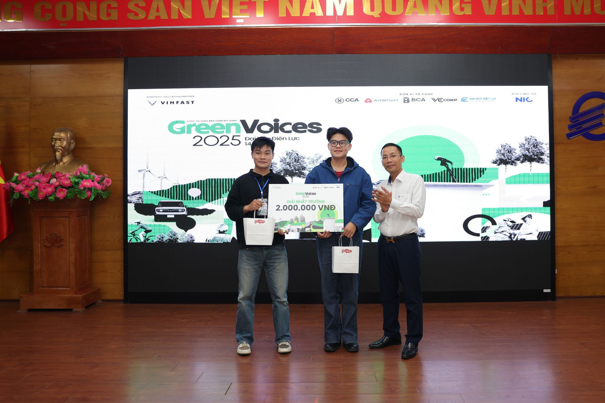 Green Voices đến Đại học Điện lực: Khi sinh viên kỹ thuật ‘lên tiếng xanh’ bằng dữ liệu và luận cứ khoa học- Ảnh 4.