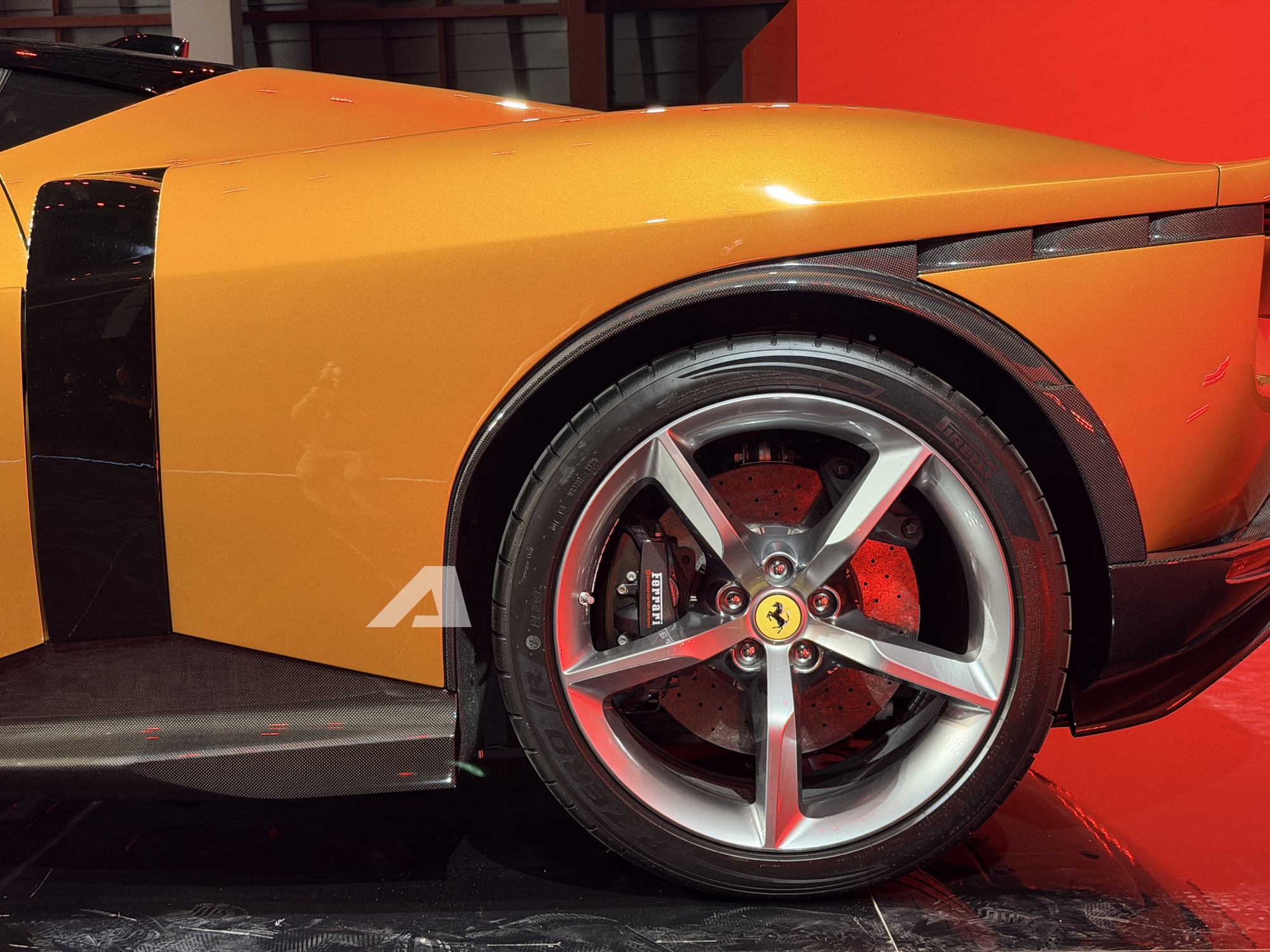 Sang Thái xem Ferrari 849 Testarossa về Việt Nam năm sau: Giá từ 35 tỷ đồng, số lượng giới hạn, đã có khách Việt đầu tiên đặt mua- Ảnh 9. Sang Thái xem Ferrari 849 Testarossa về Việt Nam năm sau: Giá từ 35 tỷ đồng, số lượng giới hạn, đã có khách Việt đầu tiên đặt mua- Ảnh 9.