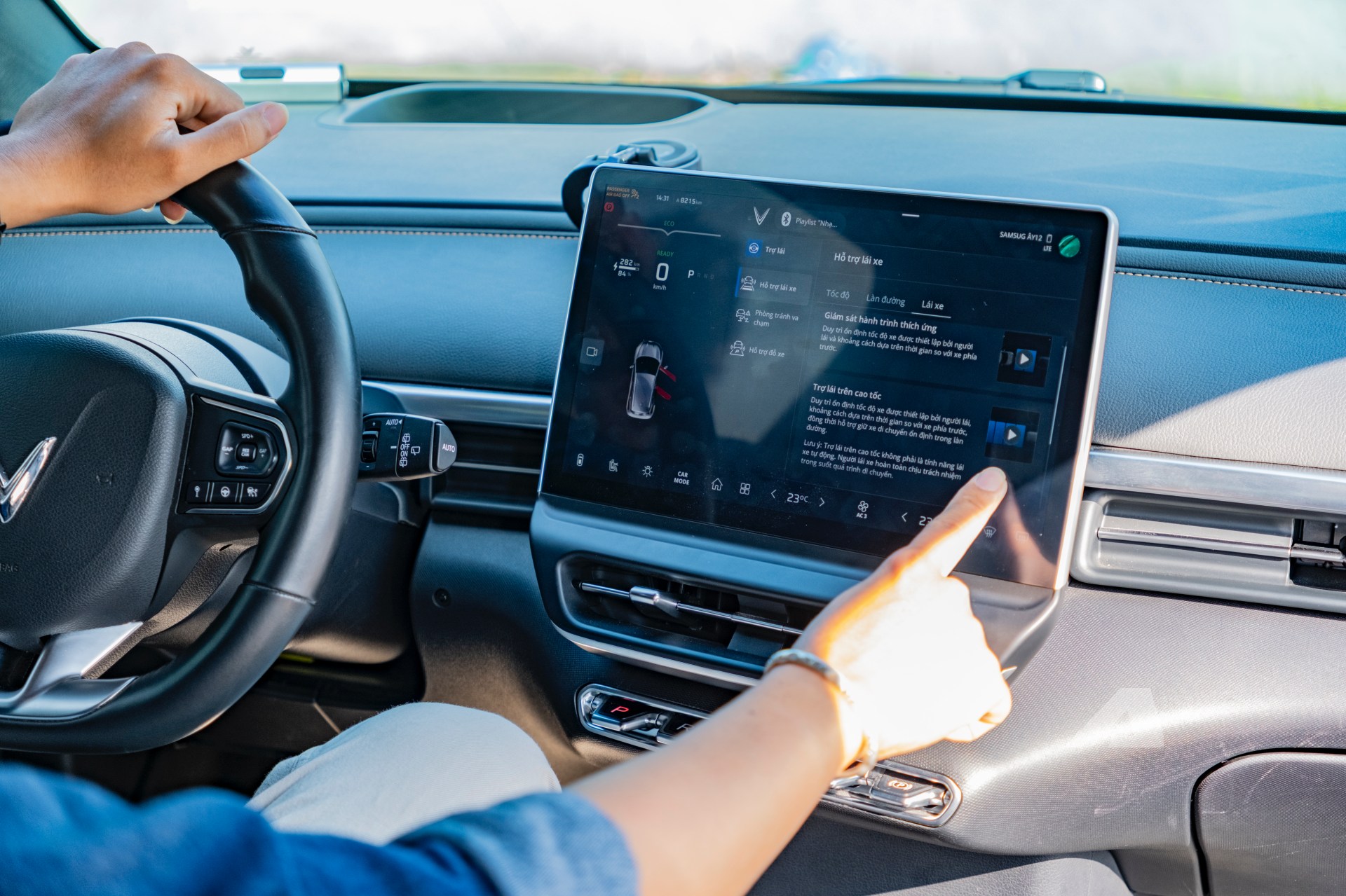 Đổi từ EcoSport sang VinFast VF 6, chủ xe mê phượt chia sẻ: ‘ADAS như xe tiền tỷ, chạy Hà Giang không phải nghĩ’- Ảnh 8.