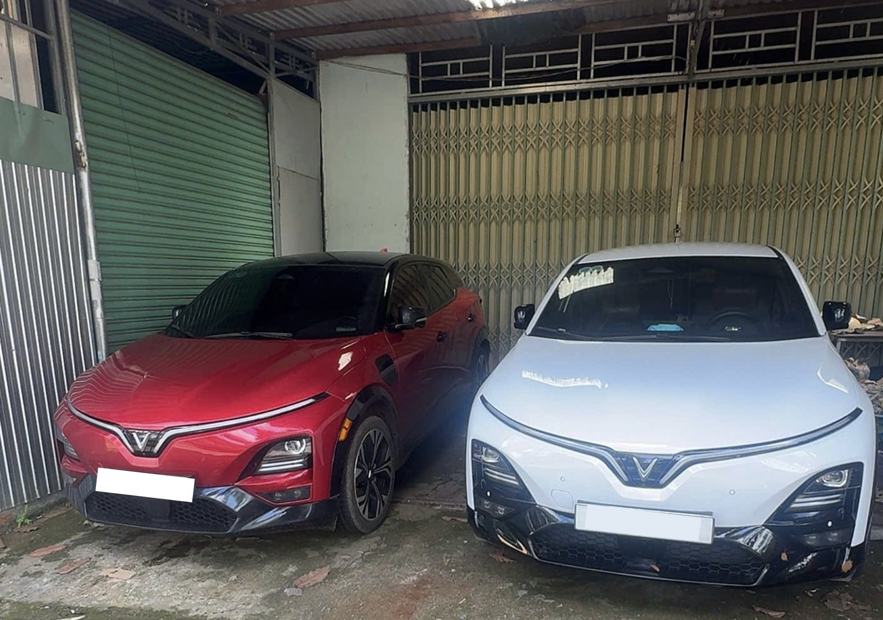 VinFast VF 6 giúp ông chủ cửa hàng điện nước “nhân đôi thu nhập” sau vài tháng và sắm thêm hai xe mới- Ảnh 2. VinFast VF 6 giúp ông chủ cửa hàng điện nước “nhân đôi thu nhập” sau vài tháng và sắm thêm hai xe mới- Ảnh 2.