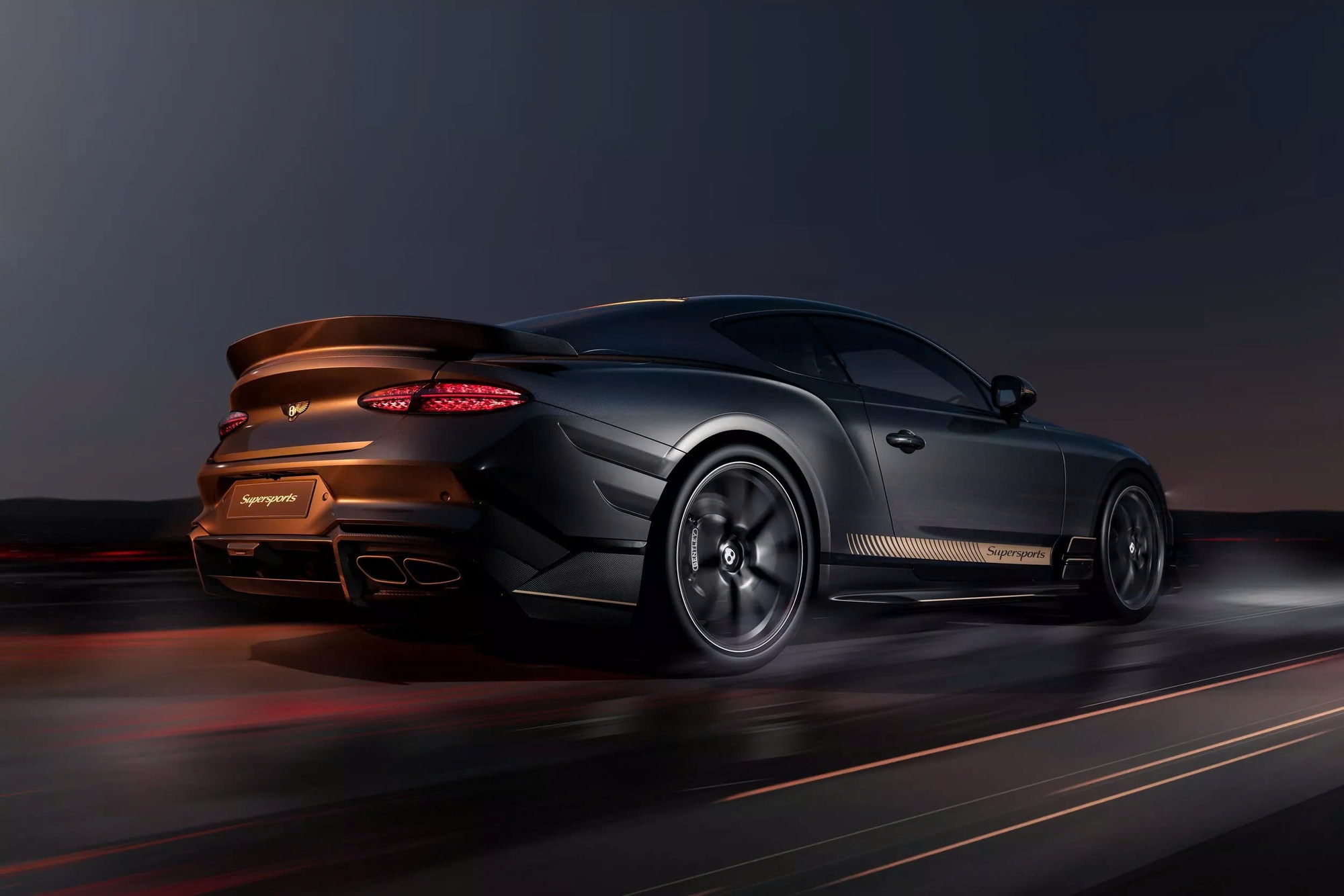 Siêu xe Bentley mới nhất ra mắt: Nhẹ nhất lịch sử, giới hạn 500 chiếc, tăng tốc 0-100km/h trong 3,7 giây, tốc độ tối đa 310km/h- Ảnh 11. Siêu xe Bentley mới nhất ra mắt: Nhẹ nhất lịch sử, giới hạn 500 chiếc, tăng tốc 0-100km/h trong 3,7 giây, tốc độ tối đa 310km/h- Ảnh 11.