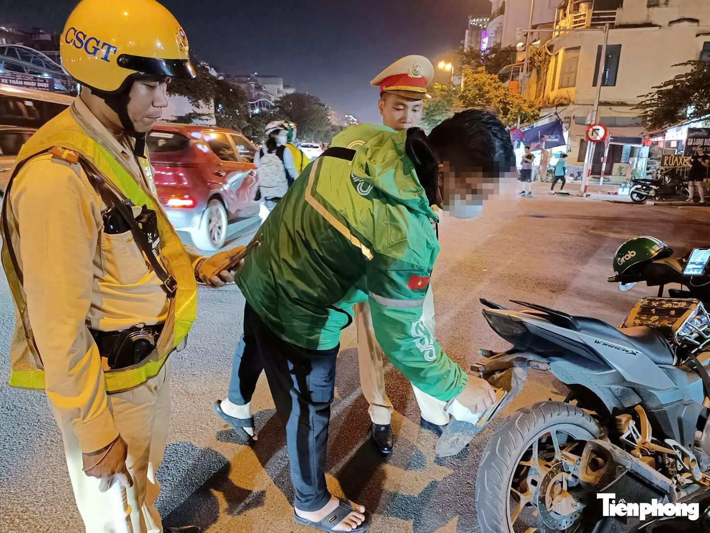 Hơn 830 giấy phép lái xe bị trừ hết điểm- Ảnh 1.