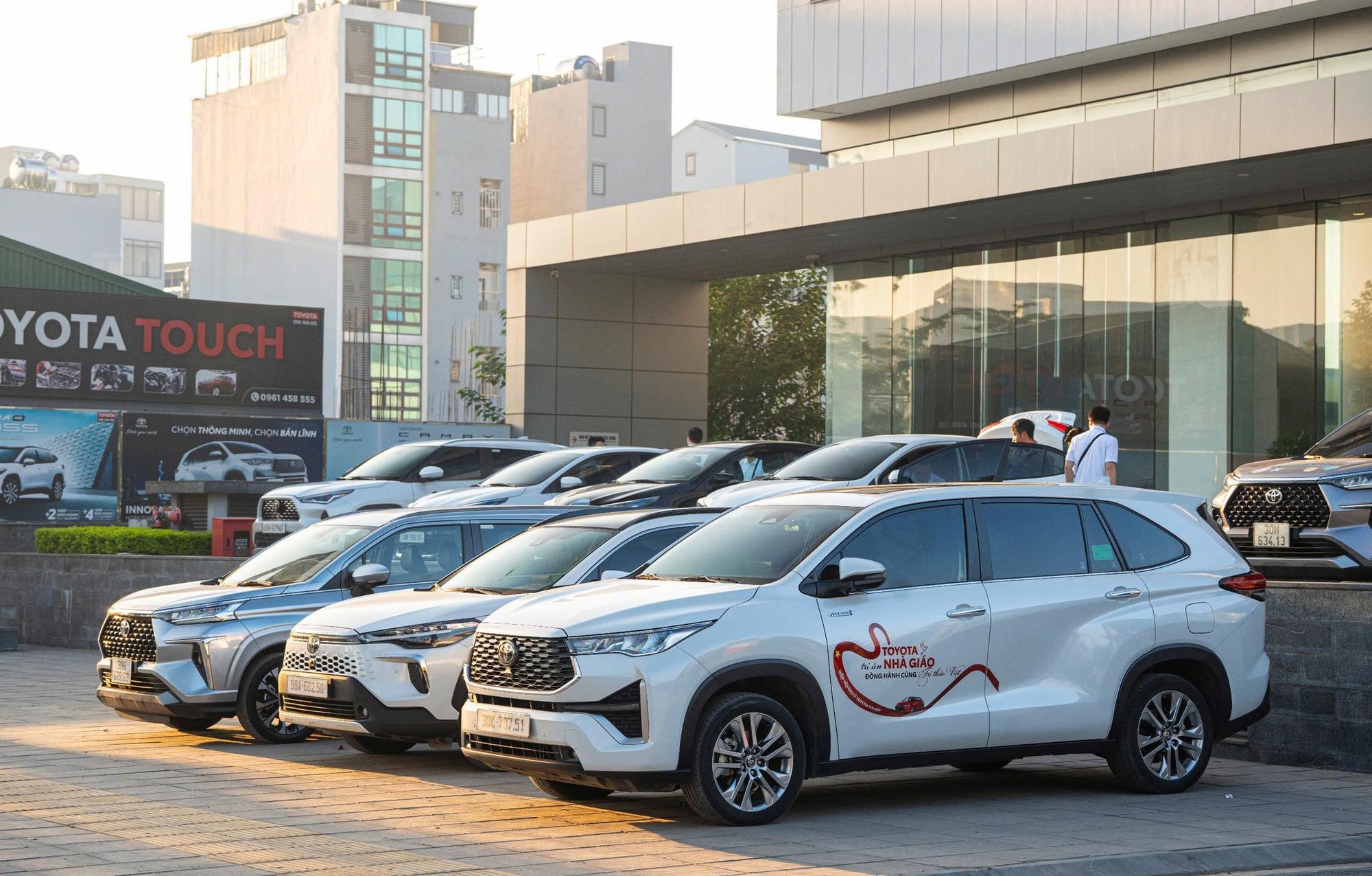 Cuộc chiến xe ngoại: Toyota giữ vững ng&ocirc;i vương giữa &ldquo;t&acirc;m b&atilde;o&rdquo; cạnh tranh giai đoạn cao điểm nhất thị trường xe- Ảnh 3.