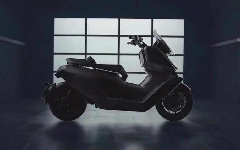 NIU Concept 06: Siêu xe tay ga điện chạy 155 km/h, hỗ trợ AI tối ưu công suất theo điều kiện thực tế- Ảnh 1.