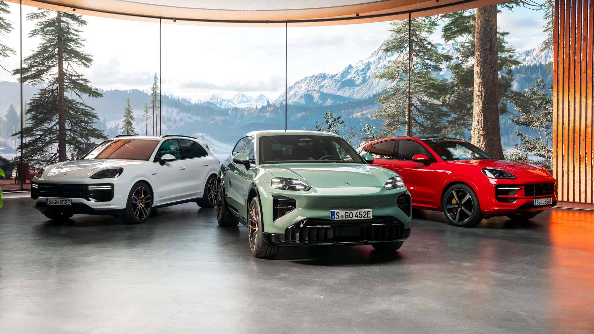 Porsche Cayenne EV ra mắt: 2 phiên bản, bản Turbo 1.139 mã lực mạnh nhất lịch sử hãng, tăng tốc như siêu xe- Ảnh 1.