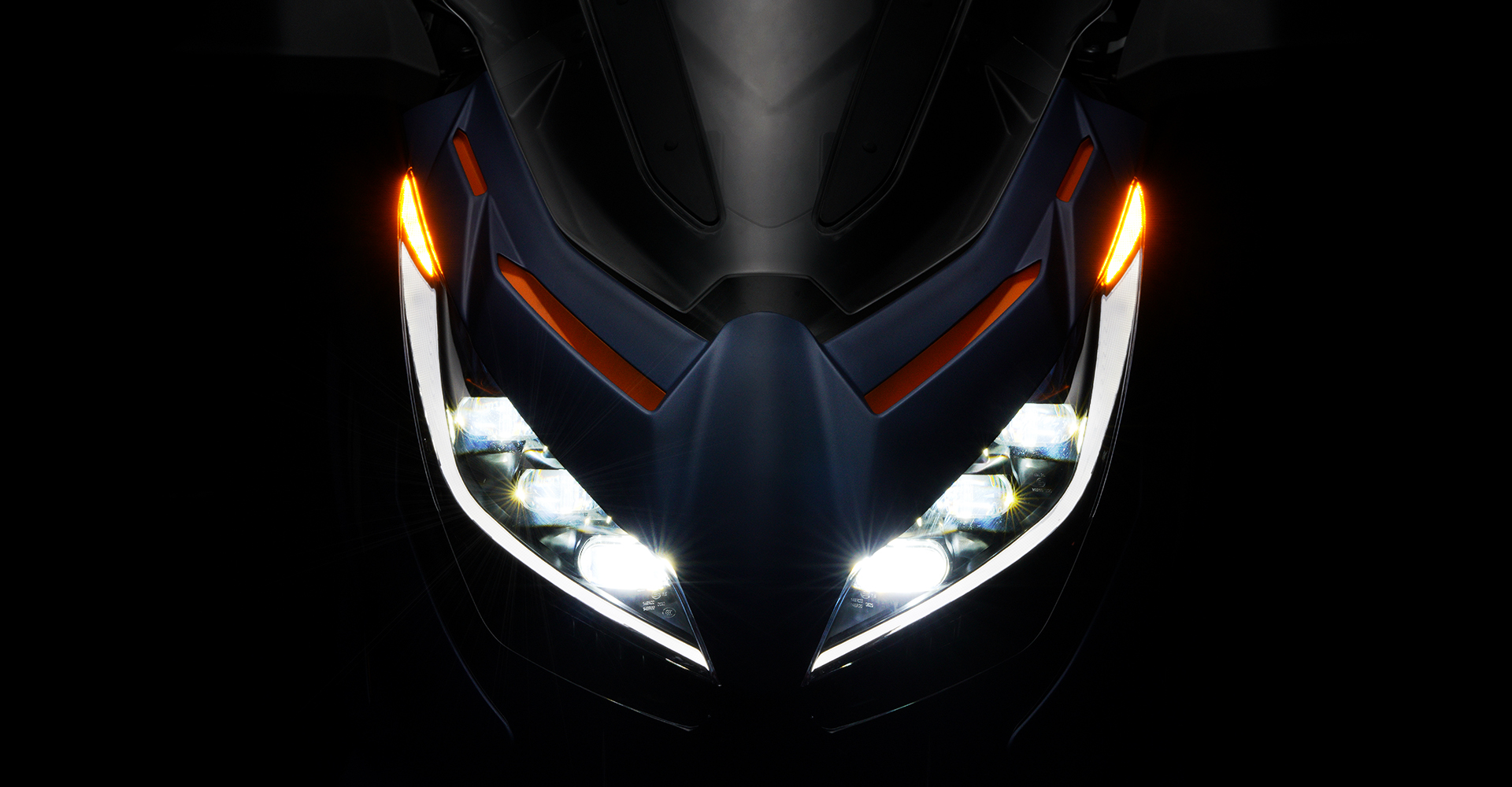 Xe ga chuyên phượt của Honda vừa về VN đã gặp khó: Đối thủ ra mắt 2 xe 'trang bị tận răng' giá rẻ hơn- Ảnh 10.