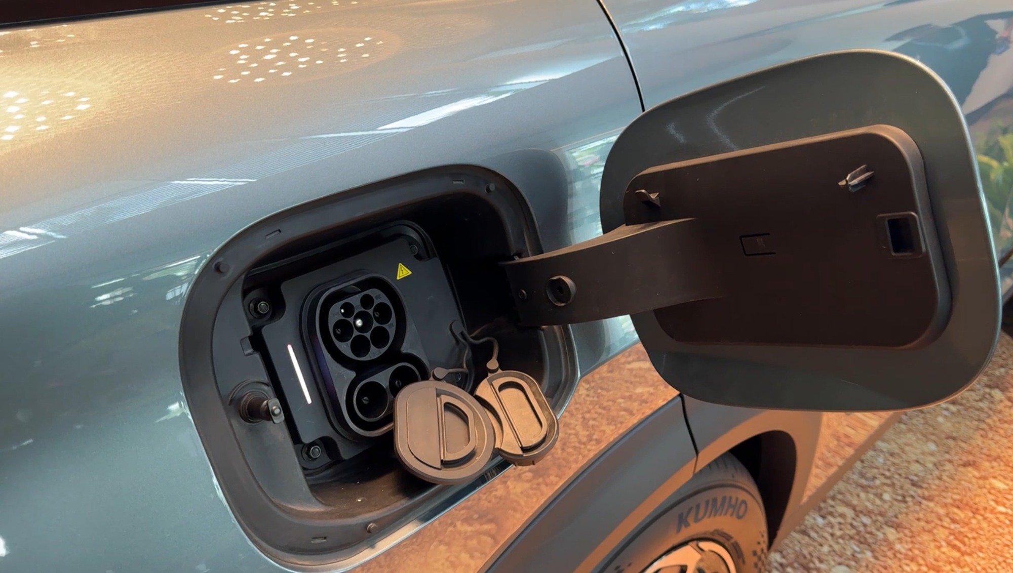 Xu hướng xe 'không cần sạc' tại Việt Nam: Giai đoạn chuyển tiếp của điện hóa- Ảnh 2.