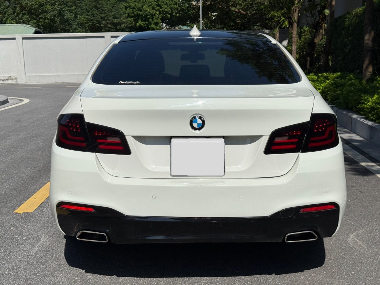 BMW 5-Series rao bán hơn 300 triệu: Người bán mạnh dạn nói 'chỉ đổ xăng là chạy, tội gì đi Morning'- Ảnh 8.