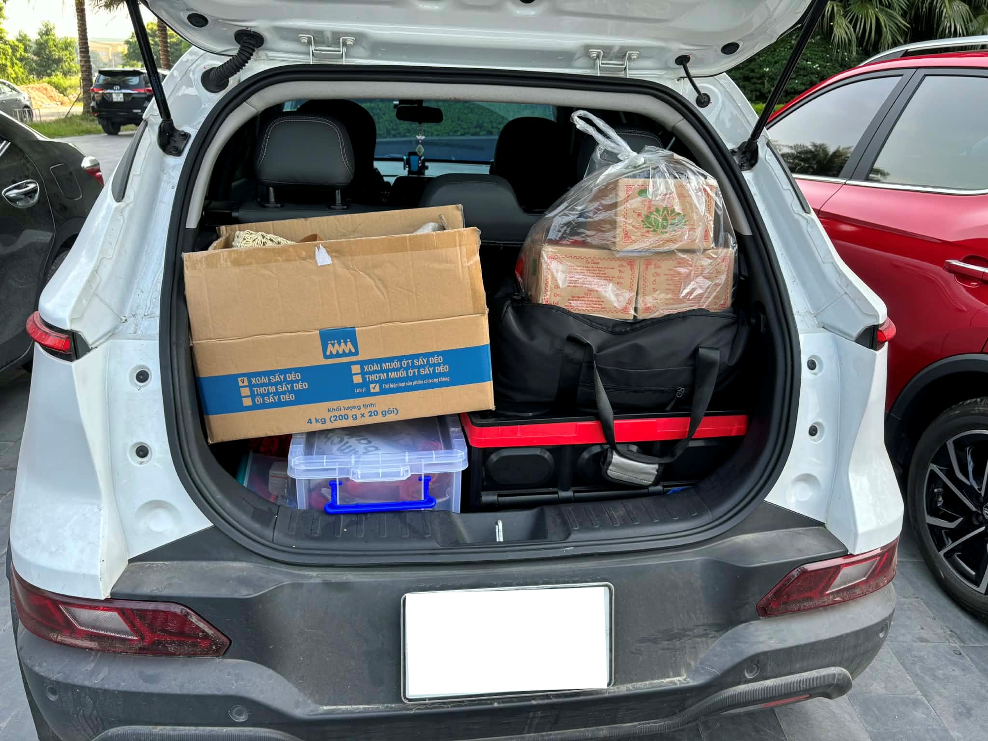 Chủ xe VinFast VF 5 Plus: 'Dù không miễn phí sạc, chi phí cũng chỉ ngang 1/3 xe xăng'- Ảnh 3. Chủ xe VinFast VF 5 Plus: 'Dù không miễn phí sạc, chi phí cũng chỉ ngang 1/3 xe xăng'- Ảnh 3.