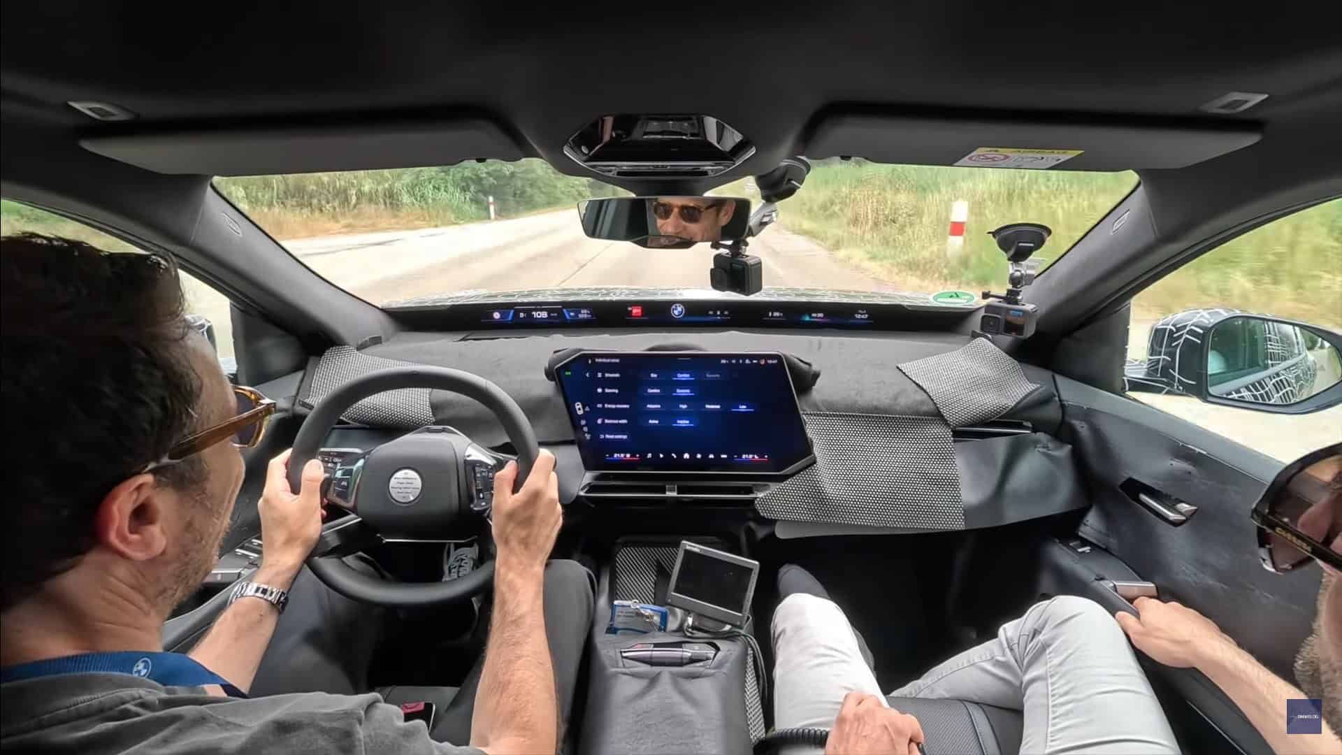 Soi kỹ nội, ngoại thất BMW 3 Series đời mới: Vô-lăng mới, HUD rộng ‘full’ kính lái, nhiều điểm lột xác cạnh tranh C-Class- Ảnh 9.