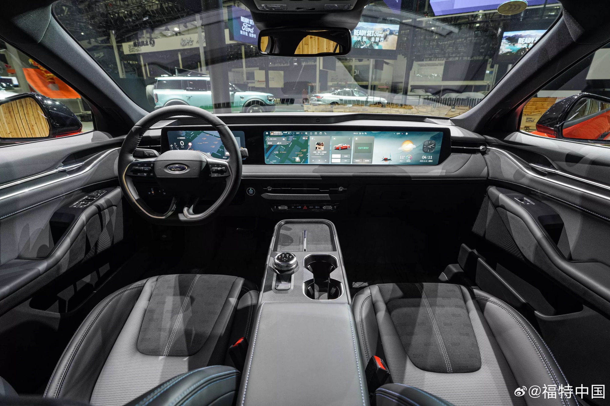 Ford làm mới mẫu sedan từng đấu Camry tại Việt Nam: Đầu gần giống Territory, màn hình siêu lớn bao trọn táp-lô, máy xăng và hybrid- Ảnh 3. Ford làm mới mẫu sedan từng đấu Camry tại Việt Nam: Đầu gần giống Territory, màn hình siêu lớn bao trọn táp-lô, máy xăng và hybrid- Ảnh 3.