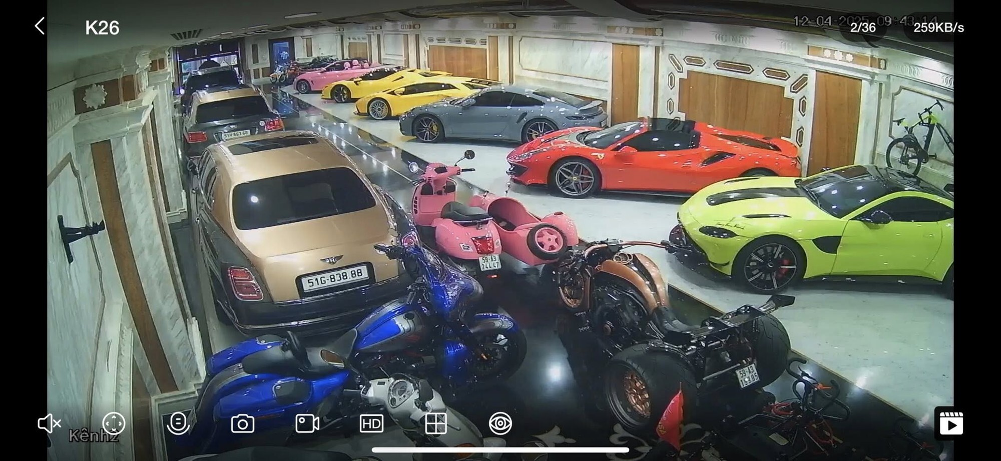 Người mê xe nhìn ảnh dàn siêu xe này là biết không phải của Hoàng Kim Khánh: Được dựng bởi AI, nhiều mẫu xe chưa từng có trong garage- Ảnh 4. Người mê xe nhìn ảnh dàn siêu xe này là biết không phải của Hoàng Kim Khánh: Được dựng bởi AI, nhiều mẫu xe chưa từng có trong garage- Ảnh 4.