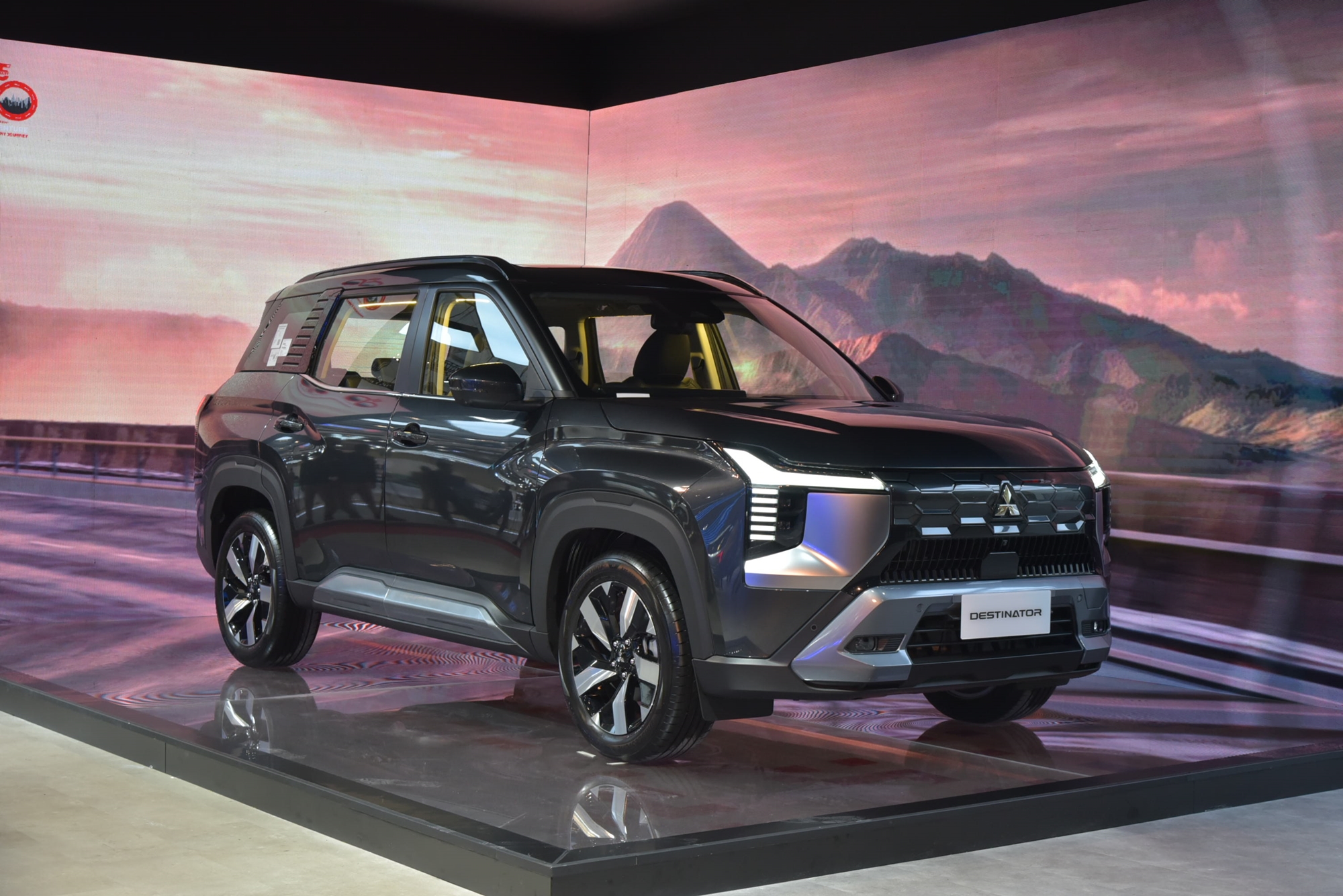 'Outlander dừng bán, Destinator muốn trám vào không dễ, bán được hay không là do giá'- Ảnh 8. 'Outlander dừng bán, Destinator muốn trám vào không dễ, bán được hay không là do giá'- Ảnh 8.