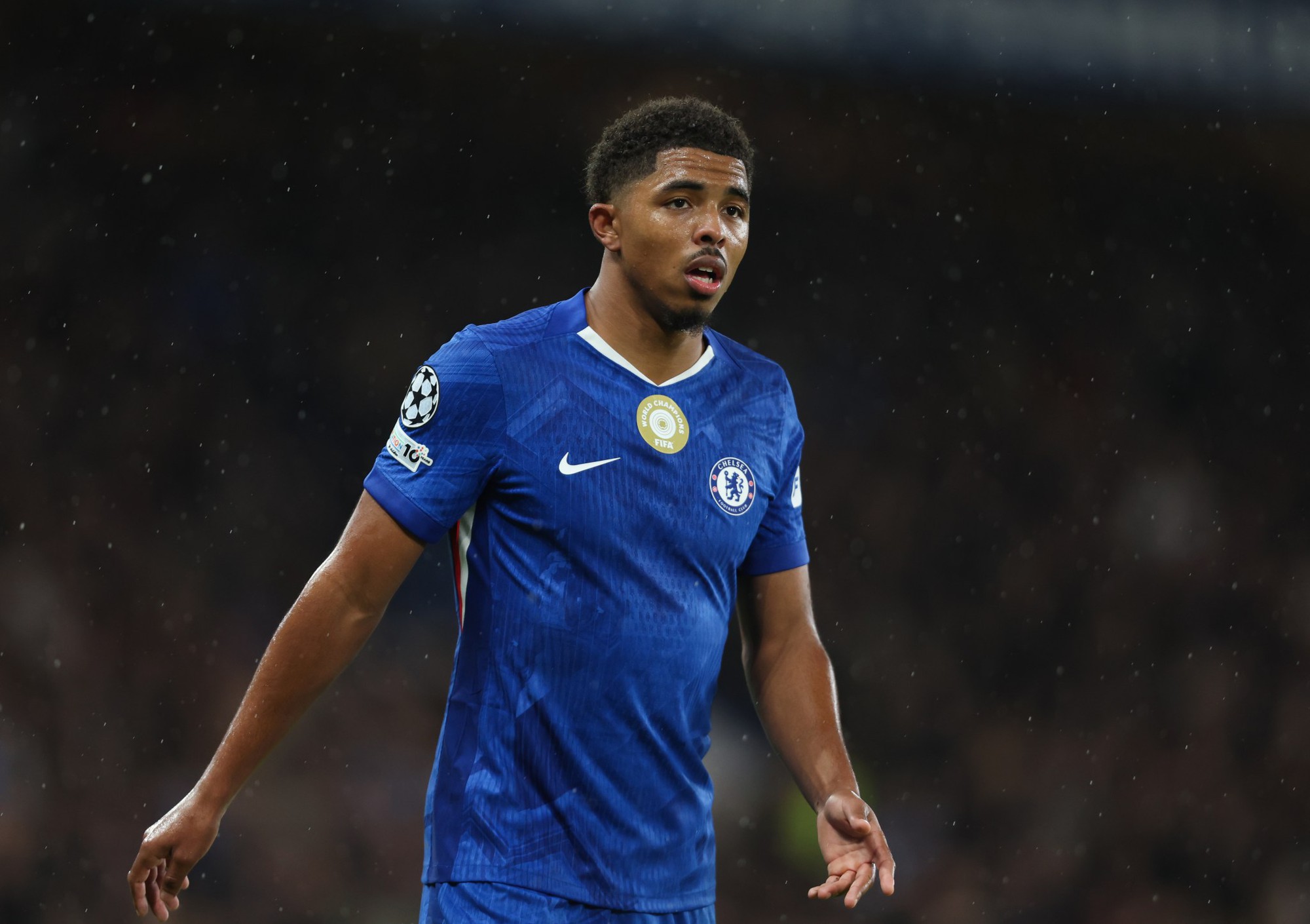 Tay lái tệ nhất Ngoại hạng Anh: Sao Chelsea phóng Lamborghini như điên, 9 lần bị phạt vì lái xe nguy hiểm- Ảnh 3. Tay lái tệ nhất Ngoại hạng Anh: Sao Chelsea phóng Lamborghini như điên, 9 lần bị phạt vì lái xe nguy hiểm- Ảnh 3.