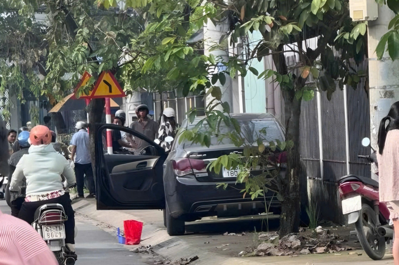 Vụ thi thể cô gái trong cốp ô tô ở TP.HCM: Hé lộ thông tin ghi được từ camera an ninh- Ảnh 2.