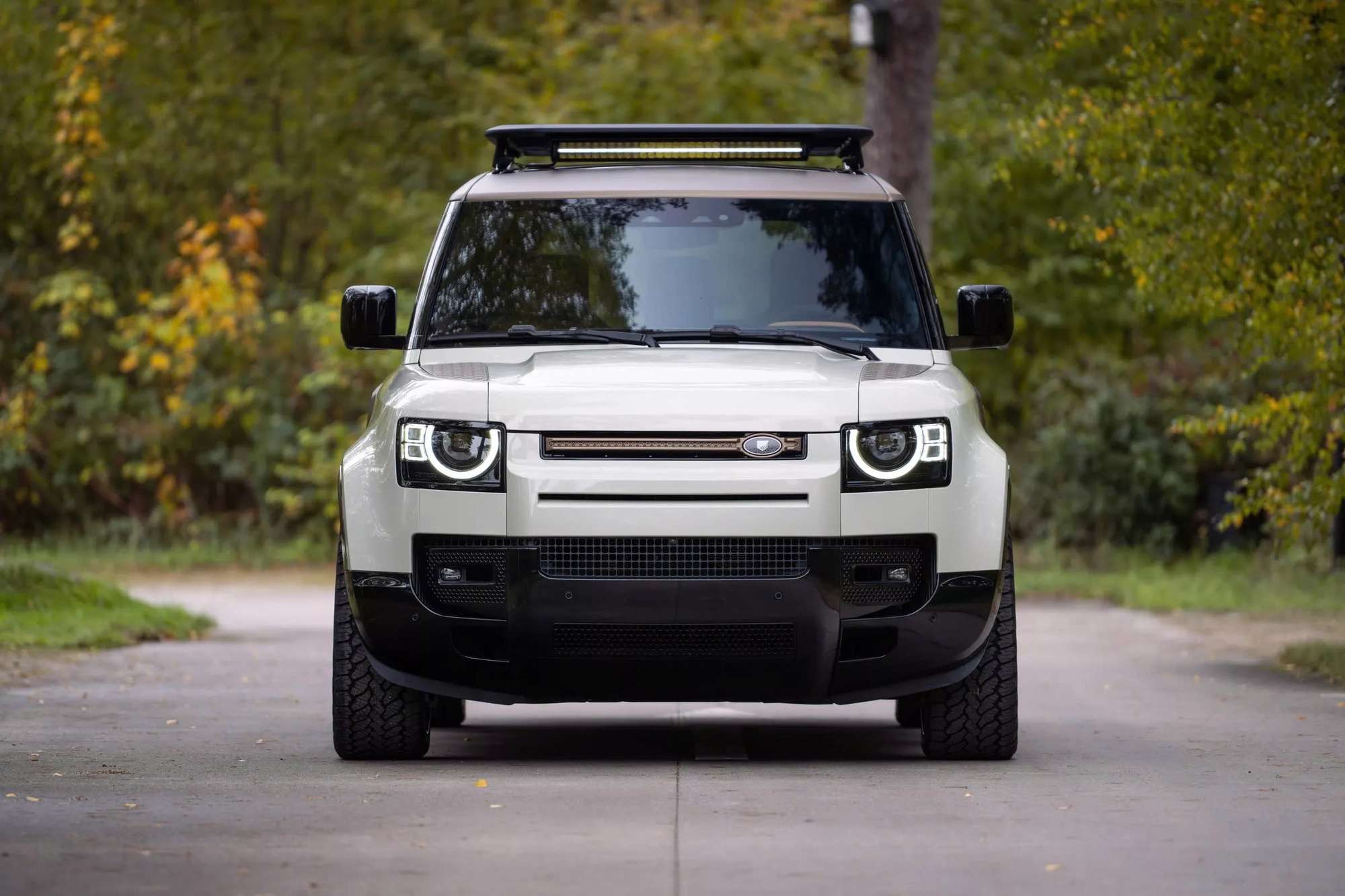 Defender bán tải đầu tiên trên thế giới: Riêng tiền độ gần bằng mua xe mới, mất 2-3 tháng để hoàn thành- Ảnh 4.