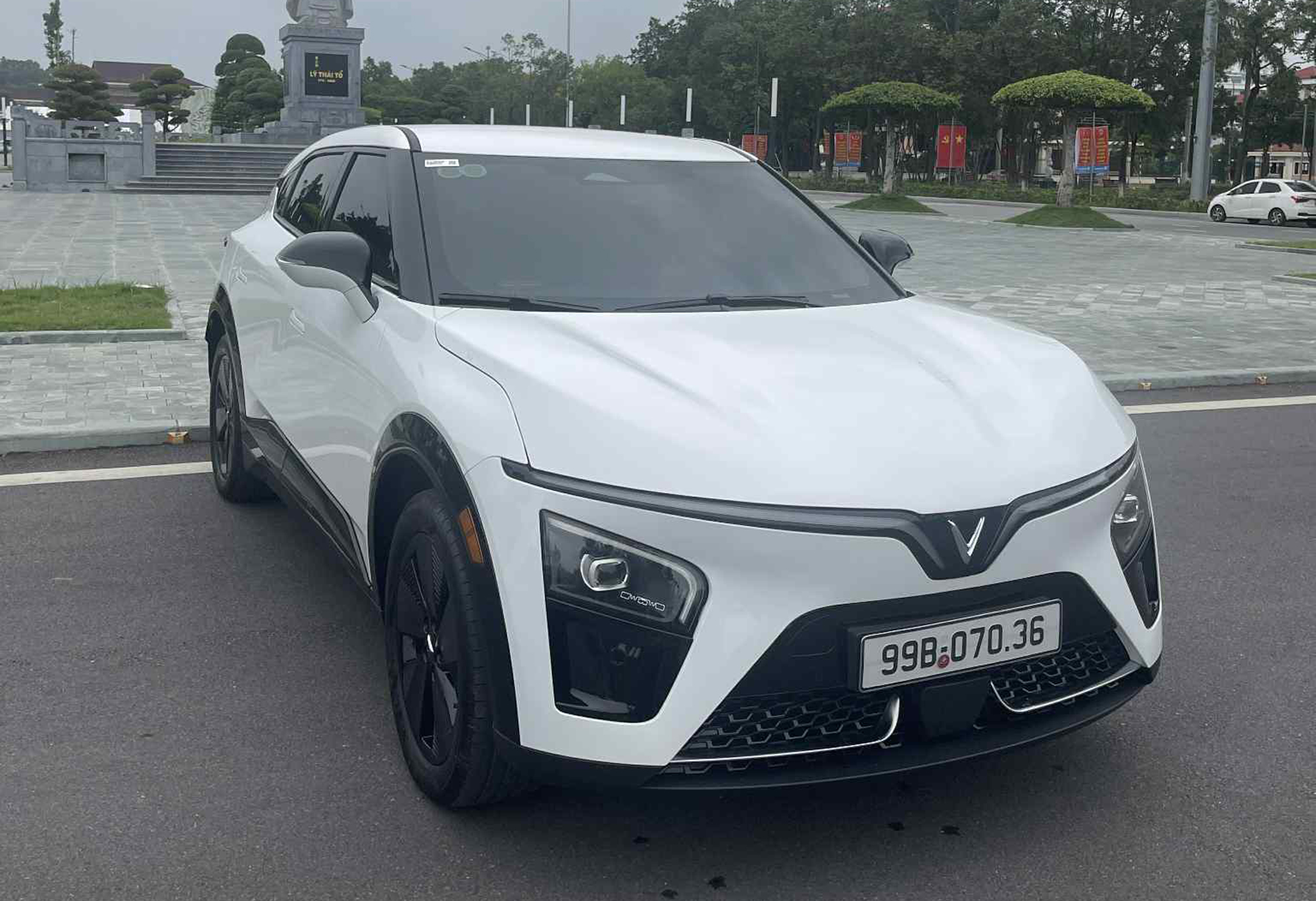 Từng dùng 2 đời xe xăng, người dùng đánh giá: 'Không lựa chọn nào tốt hơn VF 7 Eco ở tầm giá 700 triệu'- Ảnh 3. Từng dùng 2 đời xe xăng, người dùng đánh giá: 'Không lựa chọn nào tốt hơn VF 7 Eco ở tầm giá 700 triệu'- Ảnh 3.