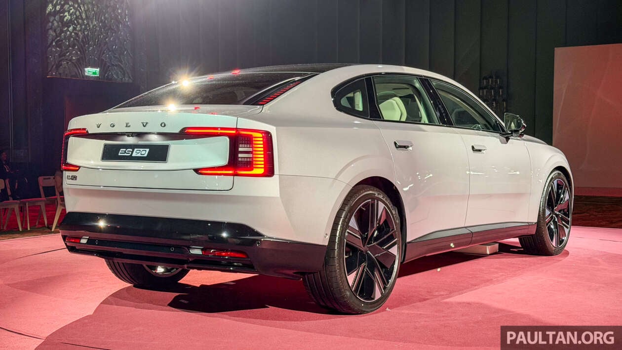 Volvo ES90 lộ diện gần Việt Nam: Sedan điện mạnh 680 mã lực, chạy 700km/sạc, ra mắt đầu năm sau- Ảnh 5.