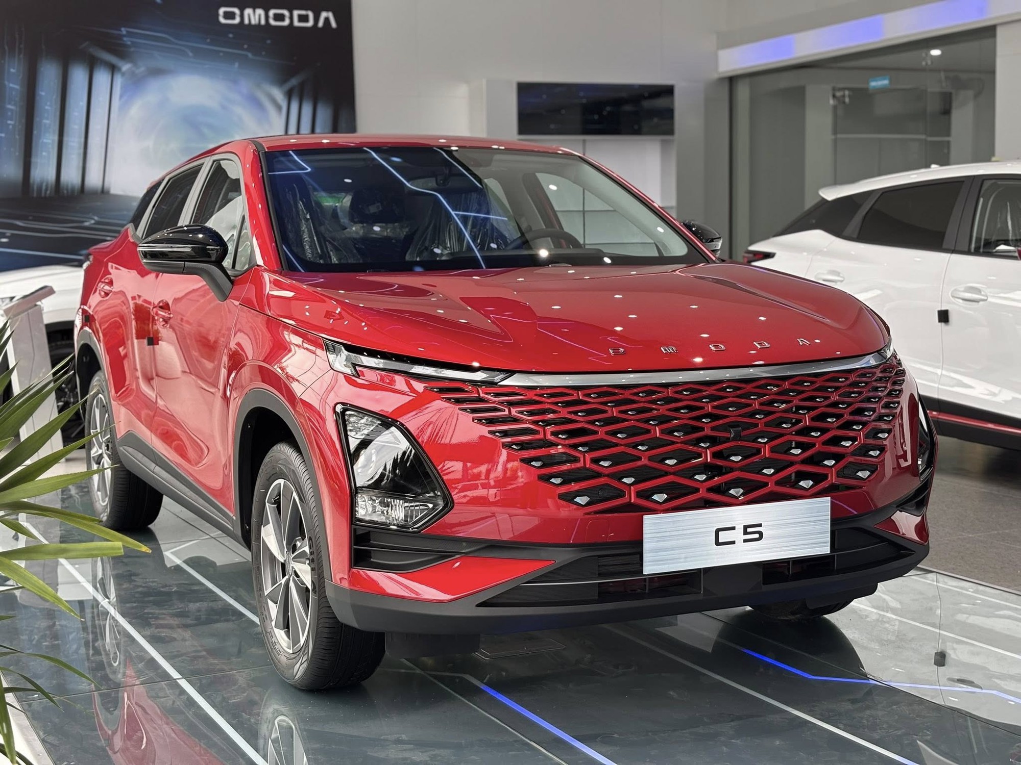 Omoda & Jaecoo tiếp tục giảm giá: Omoda C5 rẻ ngang Sonet, Jaecoo J7 ‘xanh chín’ với CX-5, Tucson- Ảnh 2. Omoda & Jaecoo tiếp tục giảm giá: Omoda C5 rẻ ngang Sonet, Jaecoo J7 ‘xanh chín’ với CX-5, Tucson- Ảnh 2.