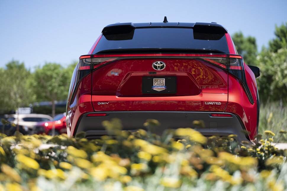 Toyota bZ4X 2026 bán thêm ở một thị trường gần Việt Nam: Giá quy đổi từ hơn 1,2 tỷ đồng, 2 bản, chạy 600km/sạc- Ảnh 14.