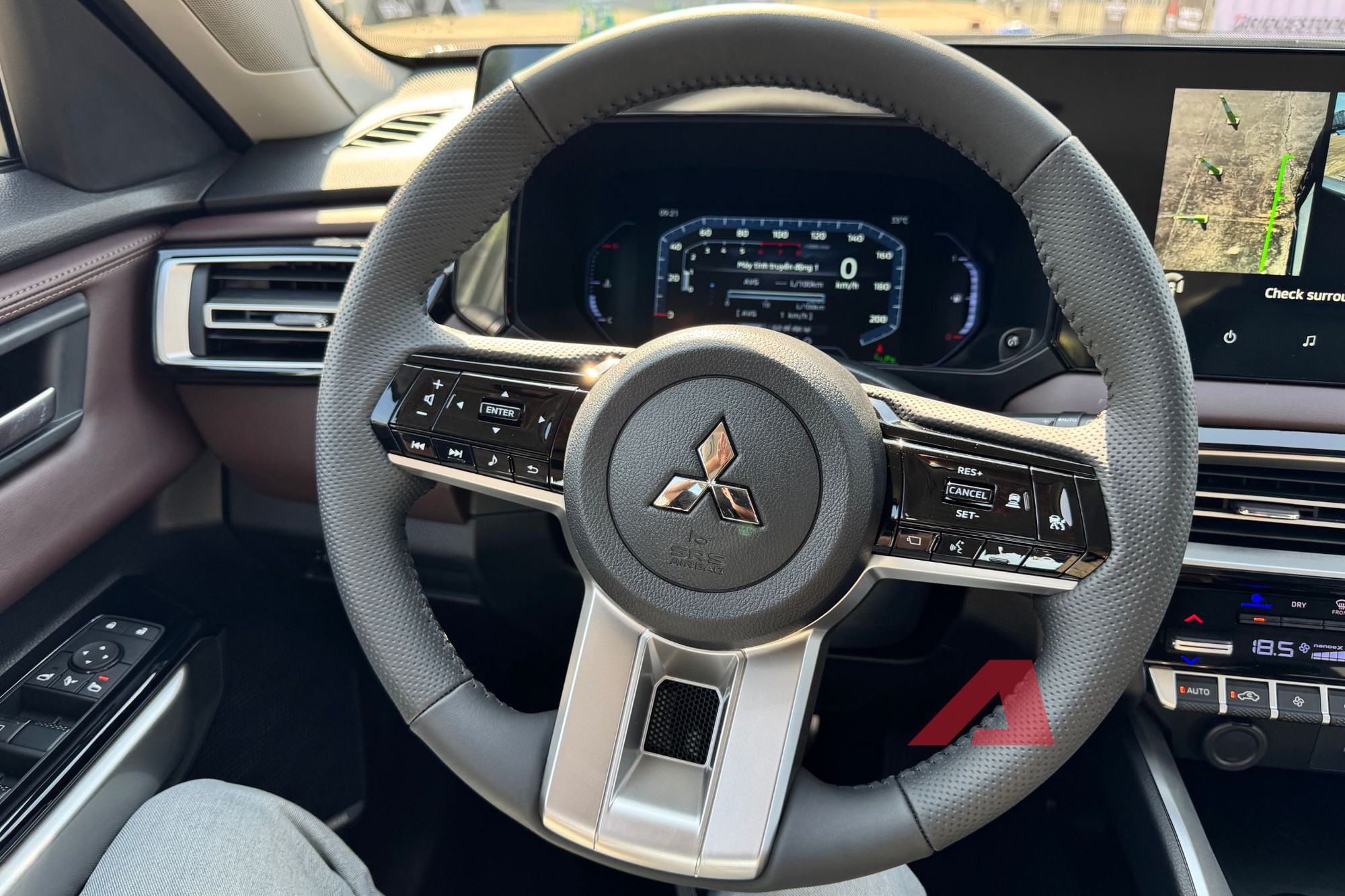 Chi tiết Mitsubishi Destinator Ultimate vừa ra mắt Việt Nam: Giá từ 808 triệu đồng, đầy đủ ADAS, loa Yamaha, cốp điện, camera 360 độ- Ảnh 7. Chi tiết Mitsubishi Destinator Ultimate vừa ra mắt Việt Nam: Giá từ 808 triệu đồng, đầy đủ ADAS, loa Yamaha, cốp điện, camera 360 độ- Ảnh 7.