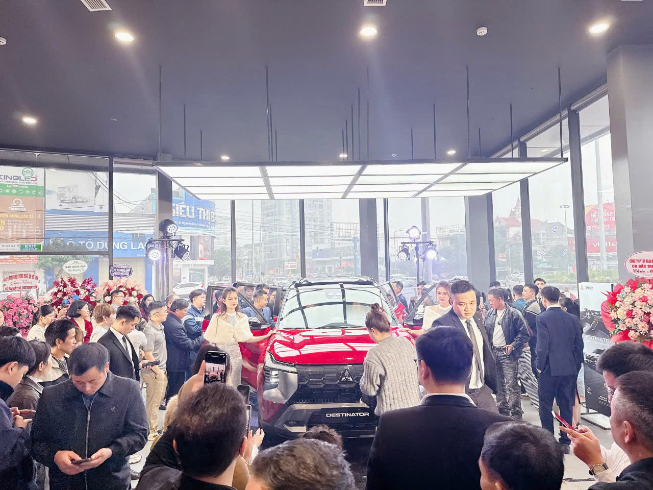 Tin sét đánh với CX-5: Mitsubishi Destinator hút 2.000 đơn đặt hàng trong 7 ngày, cứ 4 khách thì 3 người chốt bản Ultimate cao nhất- Ảnh 2.