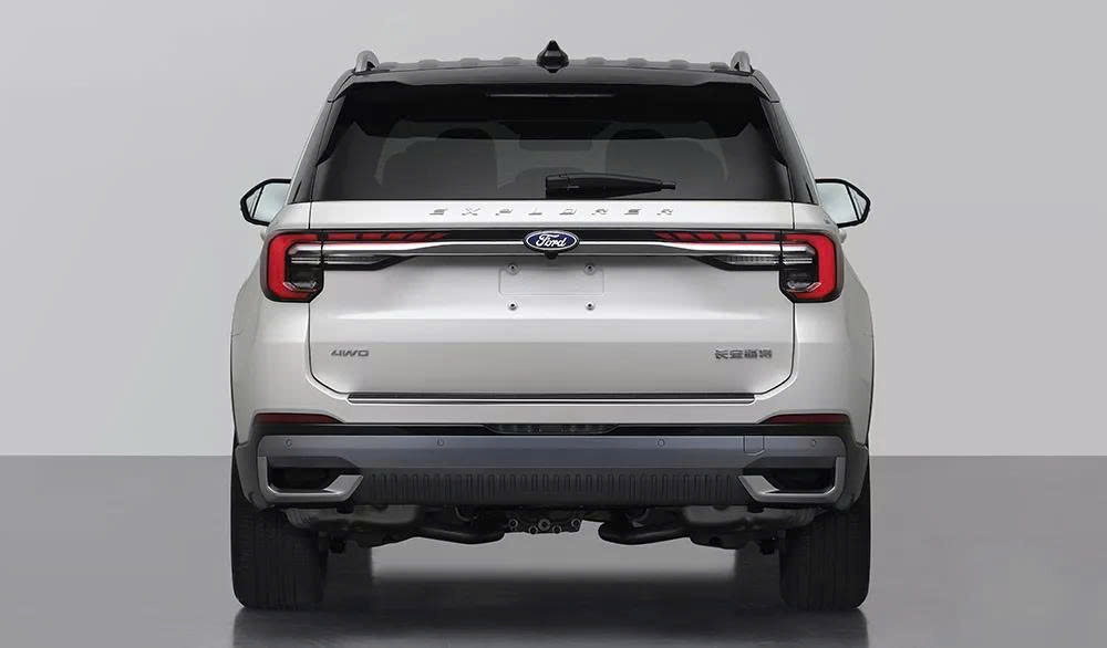 Ford Explorer facelift xuất hiện cạnh Việt Nam: Đầu xe hoàn toàn mới nhưng động cơ 2.3L EcoBoost giữ nguyên, nội thất chưa tiết lộ- Ảnh 3. Ford Explorer facelift xuất hiện cạnh Việt Nam: Đầu xe hoàn toàn mới nhưng động cơ 2.3L EcoBoost giữ nguyên, nội thất chưa tiết lộ- Ảnh 3.