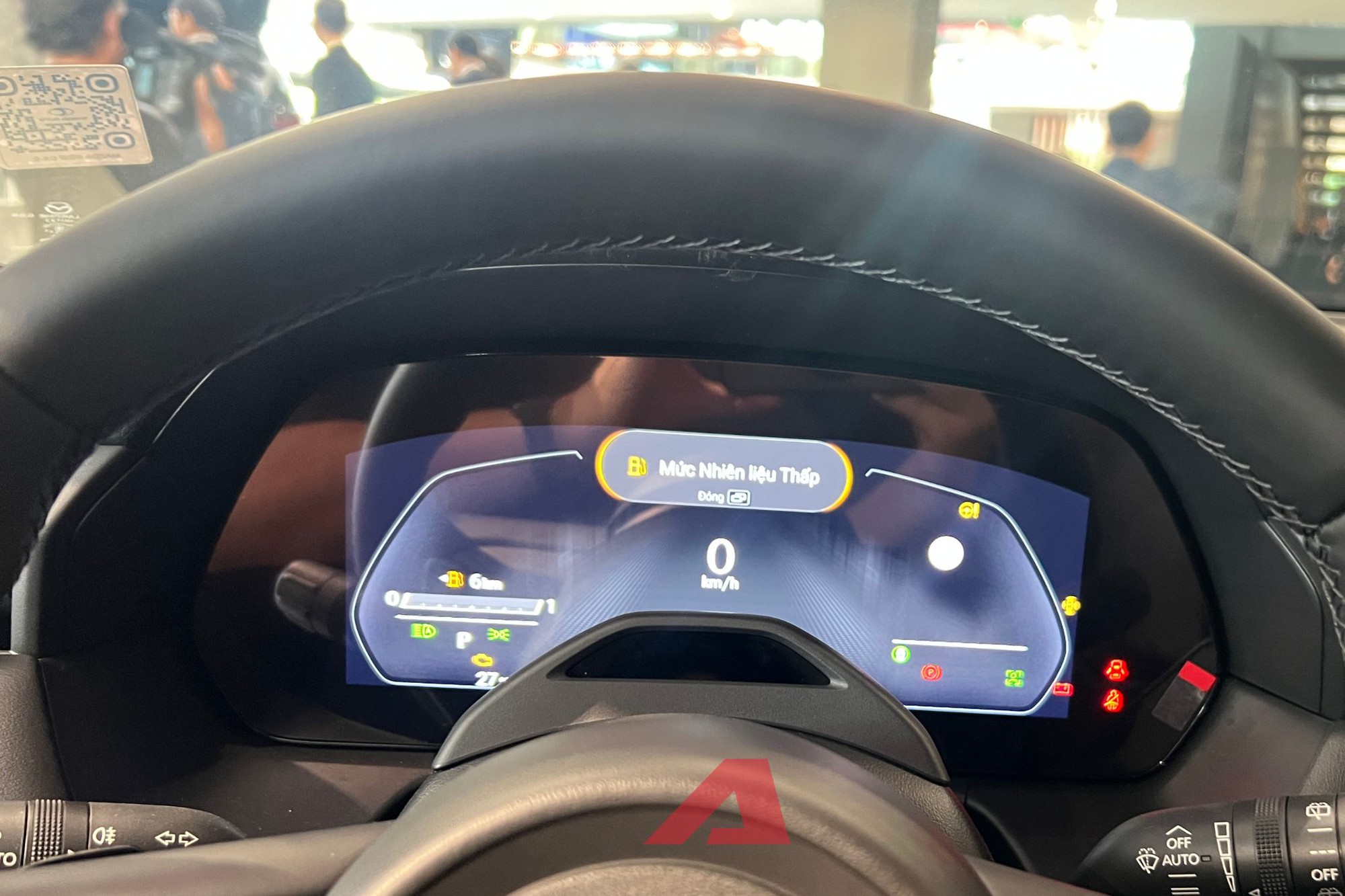 Mazda CX-5 thế hệ mới về Việt Nam: Xe nhập Nhật, lần đầu xuất hiện ở ĐNÁ, bản thương mại bán năm sau, có bản hybrid, giá khoảng 1,1 tỷ đồng- Ảnh 10. Mazda CX-5 thế hệ mới về Việt Nam: Xe nhập Nhật, lần đầu xuất hiện ở ĐNÁ, bản thương mại bán năm sau, có bản hybrid, giá khoảng 1,1 tỷ đồng- Ảnh 10.