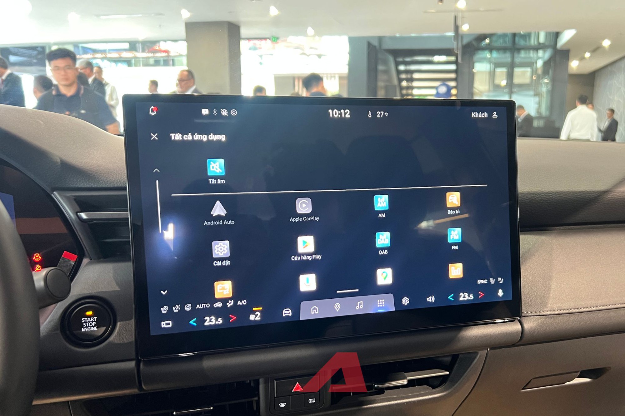 Mazda CX-5 thế hệ mới về Việt Nam: Xe nhập Nhật, lần đầu xuất hiện ở ĐNÁ, bản thương mại bán năm sau, có bản hybrid, giá khoảng 1,1 tỷ đồng- Ảnh 11. Mazda CX-5 thế hệ mới về Việt Nam: Xe nhập Nhật, lần đầu xuất hiện ở ĐNÁ, bản thương mại bán năm sau, có bản hybrid, giá khoảng 1,1 tỷ đồng- Ảnh 11.