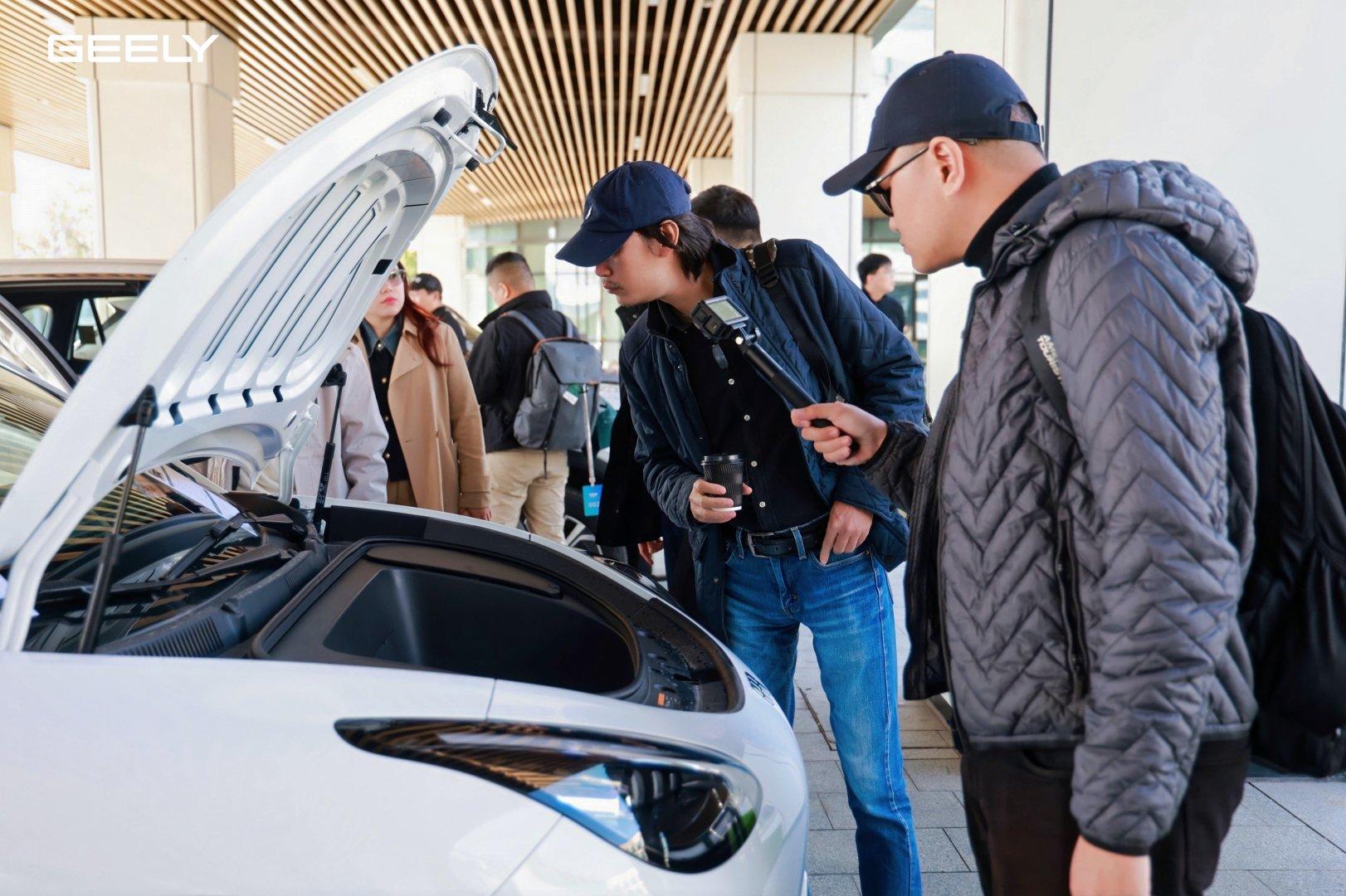 Geely đầu tư 282 triệu USD xây dựng trung tâm an toàn độc lập lớn bậc nhất thế giới- Ảnh 2. Geely đầu tư 282 triệu USD xây dựng trung tâm an toàn độc lập lớn bậc nhất thế giới- Ảnh 2.