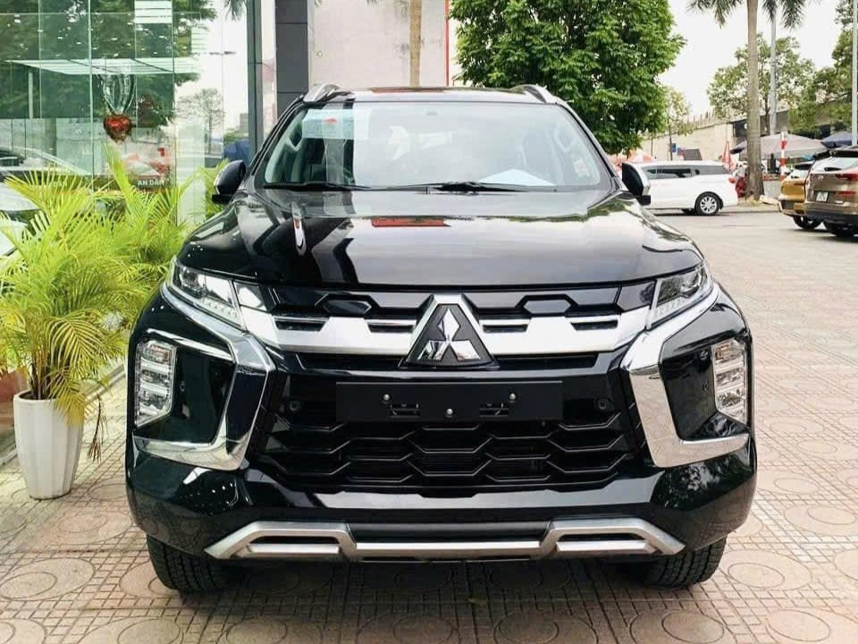 Mitsubishi Pajero Sport có xe bán trở lại sau 7 tháng ‘mất hút’ tại Việt Nam: Hãng chỉ còn bản máy xăng, khách mua phải có điều kiện- Ảnh 5.