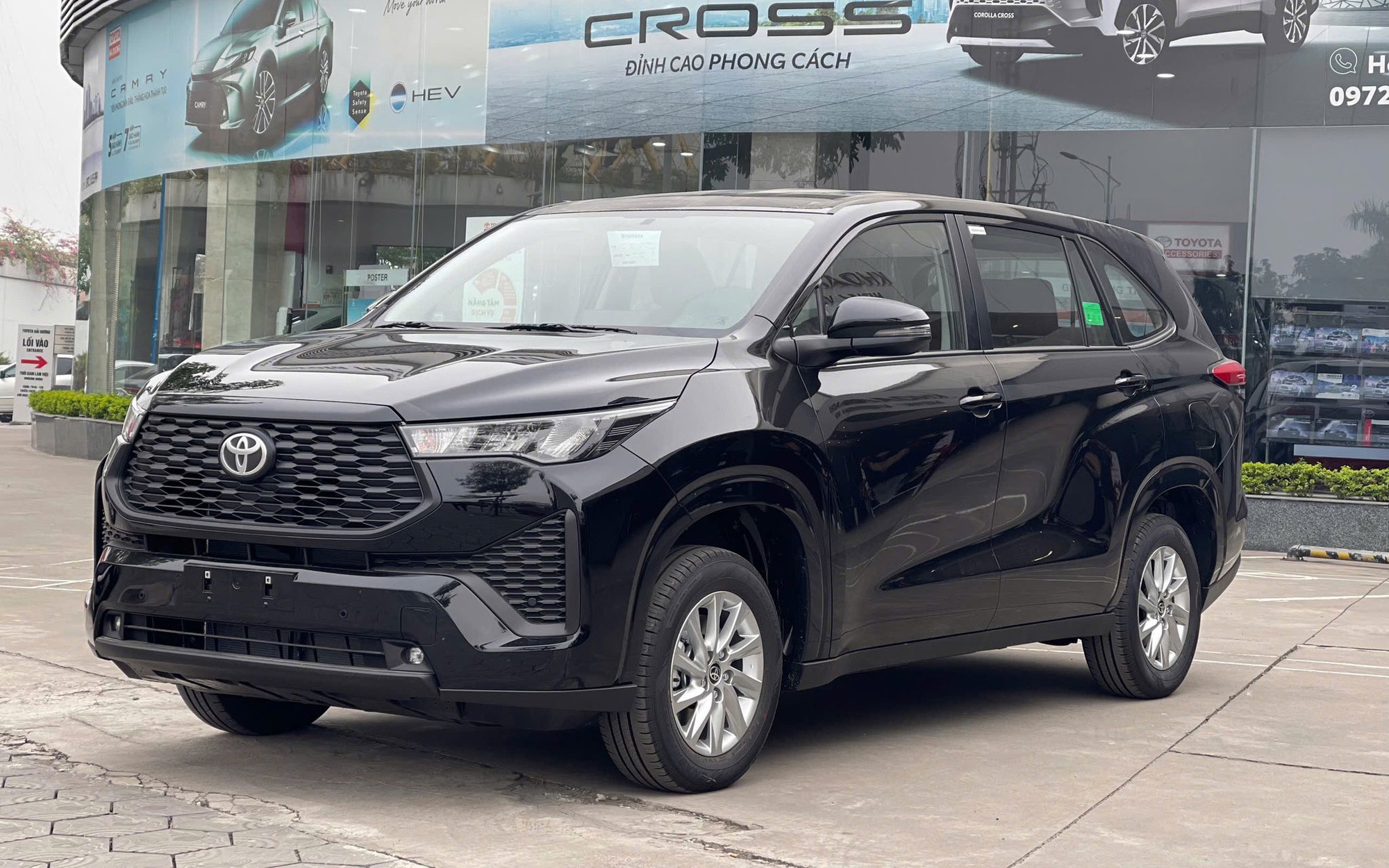 Cắt trang bị để thêm bản ‘giá rẻ’ - Chiến lược ‘câu khách’ mới của nhiều mẫu xe tại Việt Nam năm nay- Ảnh 2. Cắt trang bị để thêm bản ‘giá rẻ’ - Chiến lược ‘câu khách’ mới của nhiều mẫu xe tại Việt Nam năm nay- Ảnh 2.