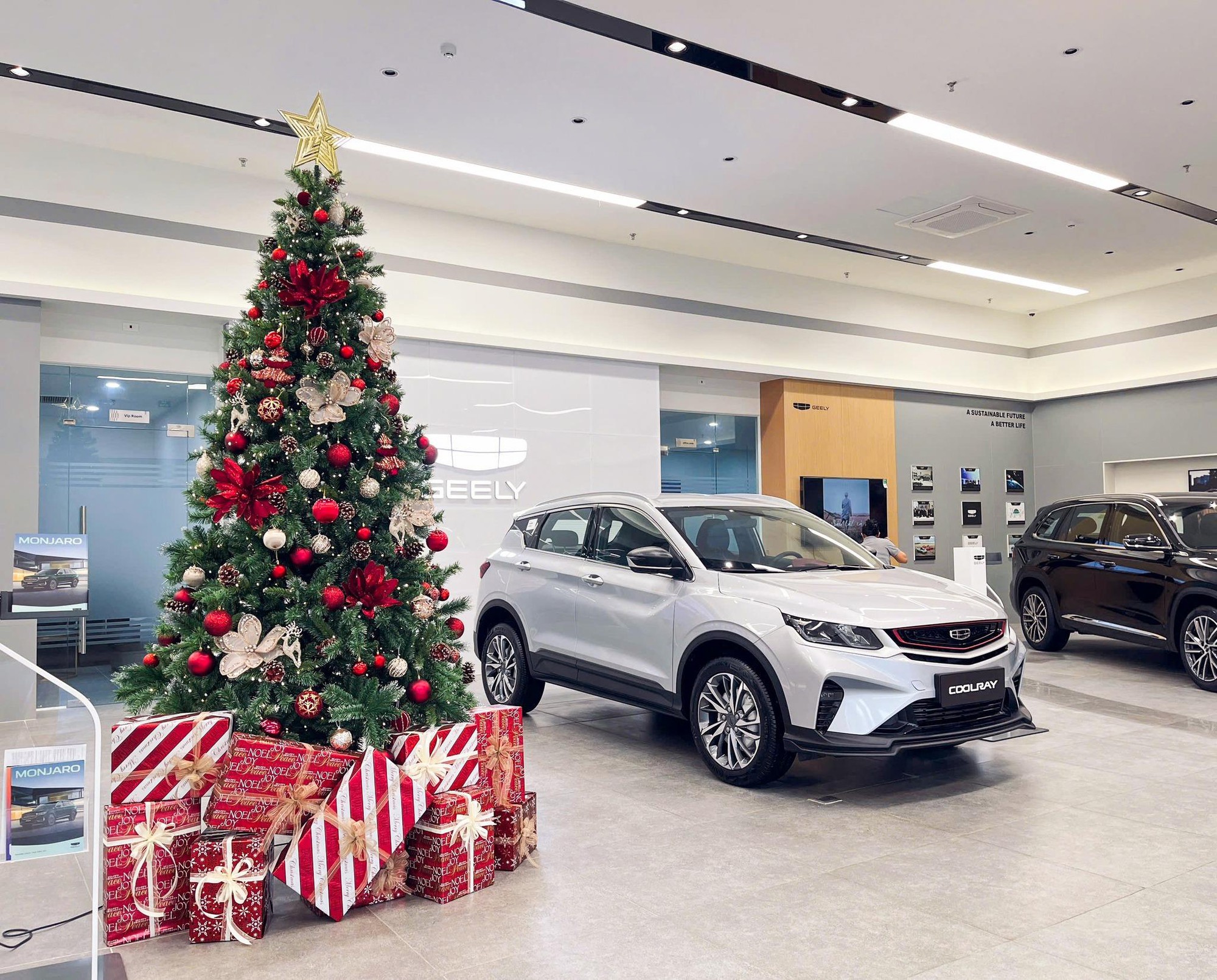 Vì sao mẫu xe Geely Coolray trở thành lựa chọn đáng cân nhắc dịp cuối năm?- Ảnh 1. Vì sao mẫu xe Geely Coolray trở thành lựa chọn đáng cân nhắc dịp cuối năm?- Ảnh 1.