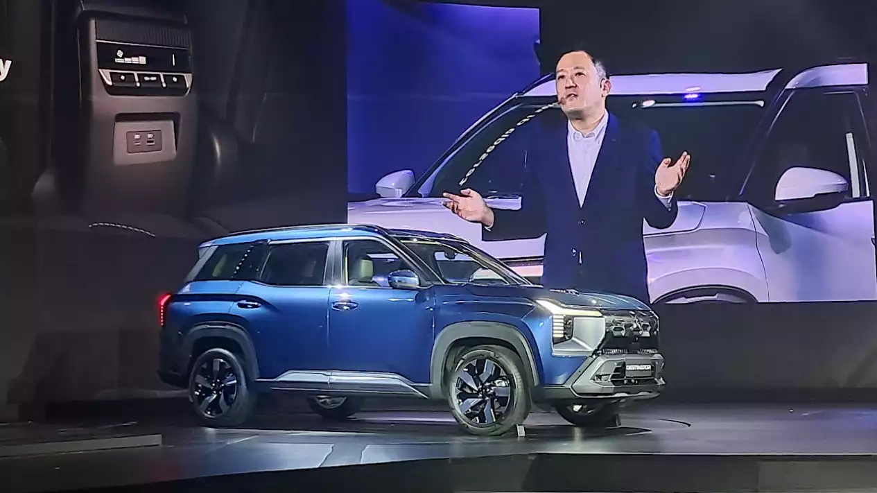 45 xe gầm cao ra mắt Việt Nam 2025: Gần nửa vẫn chạy xăng, dầu nhưng xe điện, hybrid có nhiều cái tên hot- Ảnh 35. 45 xe gầm cao ra mắt Việt Nam 2025: Gần nửa vẫn chạy xăng, dầu nhưng xe điện, hybrid có nhiều cái tên hot- Ảnh 35.