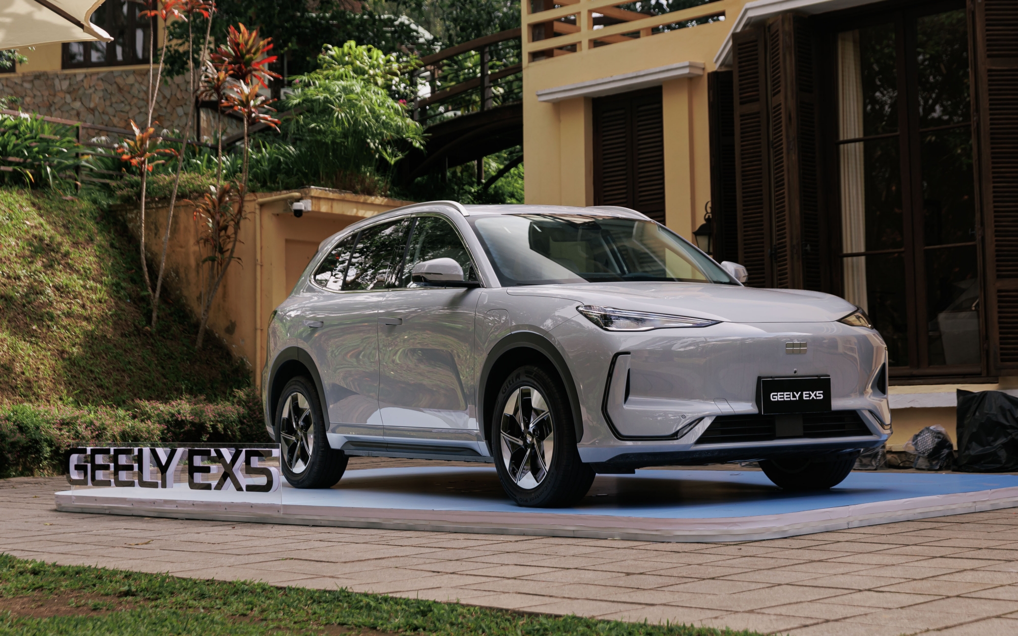 45 xe gầm cao ra mắt Việt Nam 2025: Gần nửa vẫn chạy xăng, dầu nhưng xe điện, hybrid có nhiều cái tên hot- Ảnh 11. 45 xe gầm cao ra mắt Việt Nam 2025: Gần nửa vẫn chạy xăng, dầu nhưng xe điện, hybrid có nhiều cái tên hot- Ảnh 11.