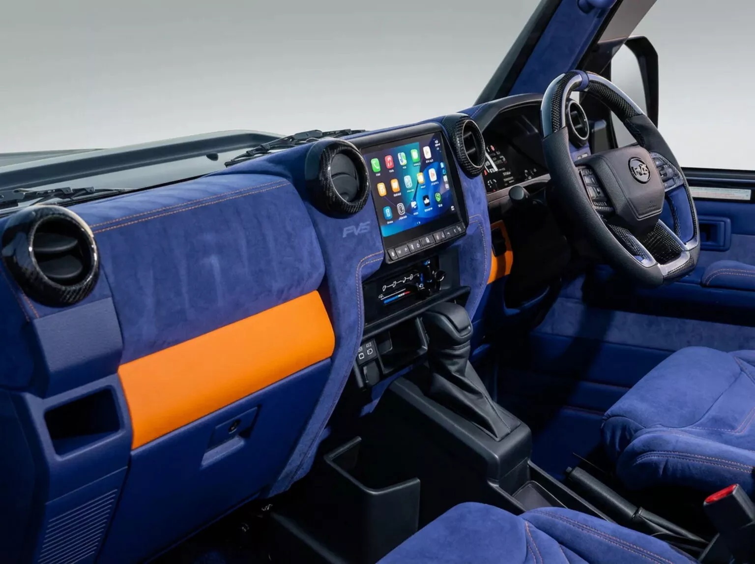 Bản Toyota Land Cruiser này dành cho ai thích dáng hoài cổ nhưng vẫn đủ công nghệ hiện đại: Giá quy đổi hơn 3,8 tỷ đồng, nhiều đồ chơi off-road- Ảnh 21. Bản Toyota Land Cruiser này dành cho ai thích dáng hoài cổ nhưng vẫn đủ công nghệ hiện đại: Giá quy đổi hơn 3,8 tỷ đồng, nhiều đồ chơi off-road- Ảnh 21.