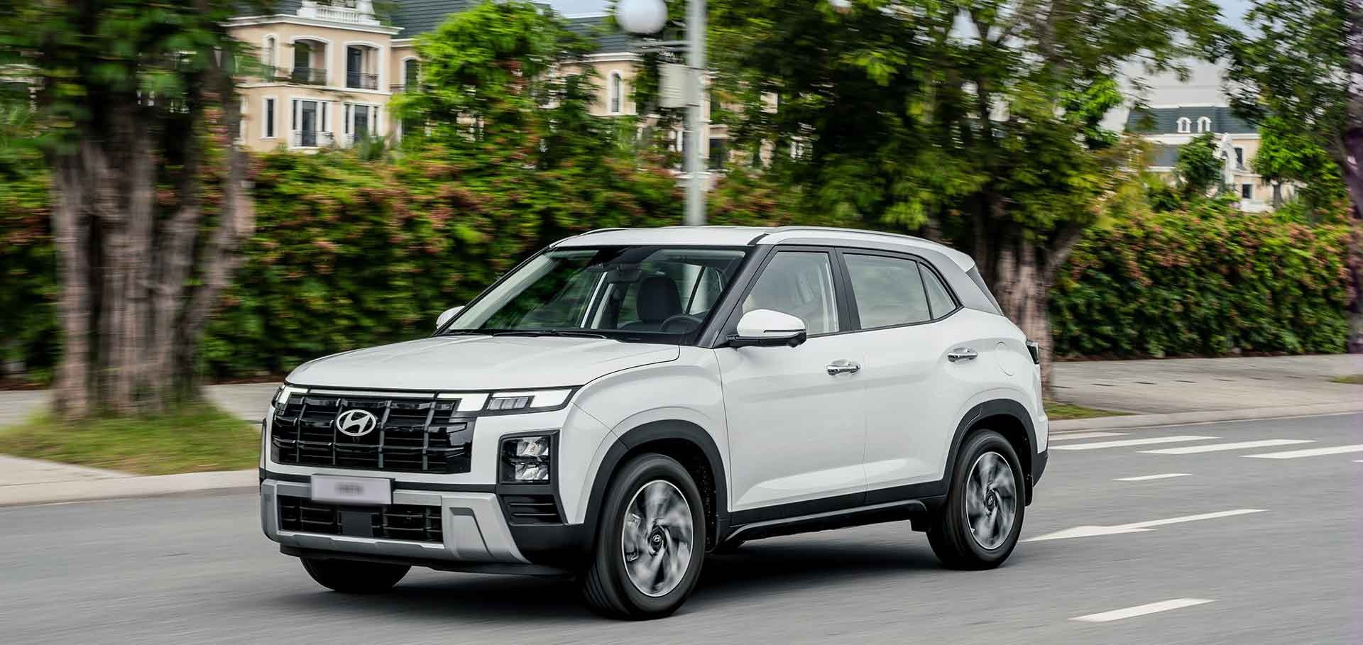 Bán hơn 1.200 xe/tháng, Hyundai Creta bám sát Tucson, rộng cửa trở thành “mũi nhọn” doanh số của Hyundai năm 2025- Ảnh 2. Bán hơn 1.200 xe/tháng, Hyundai Creta bám sát Tucson, rộng cửa trở thành “mũi nhọn” doanh số của Hyundai năm 2025- Ảnh 2.