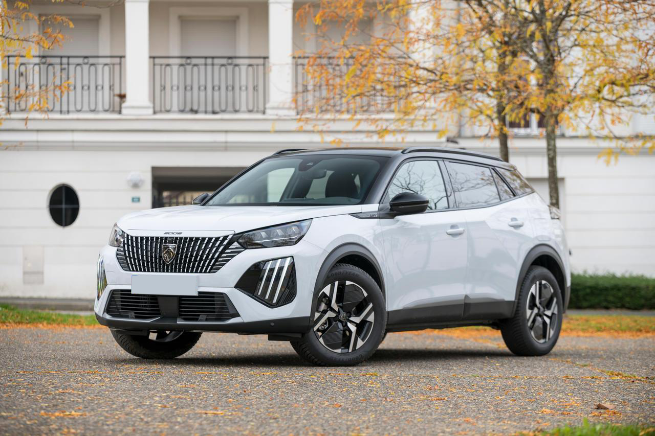 45 xe gầm cao ra mắt Việt Nam 2025: Gần nửa vẫn chạy xăng, dầu nhưng xe điện, hybrid có nhiều cái tên hot- Ảnh 24. 45 xe gầm cao ra mắt Việt Nam 2025: Gần nửa vẫn chạy xăng, dầu nhưng xe điện, hybrid có nhiều cái tên hot- Ảnh 24.