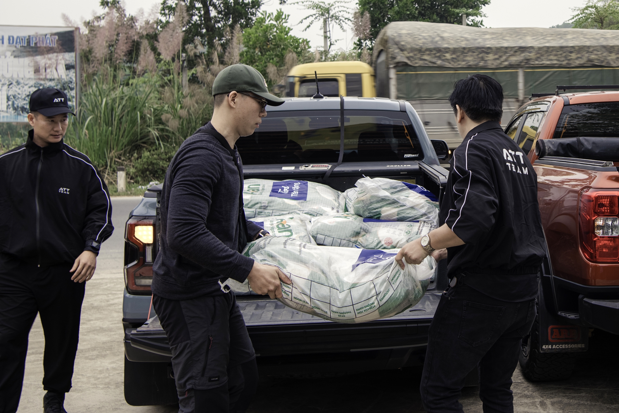 Ford Ranger vượt địa hình ‘không cho phép sự chủ quan’, tới Cao Bằng hỗ trợ người dân gặp khó khăn- Ảnh 8. Ford Ranger vượt địa hình ‘không cho phép sự chủ quan’, tới Cao Bằng hỗ trợ người dân gặp khó khăn- Ảnh 8.